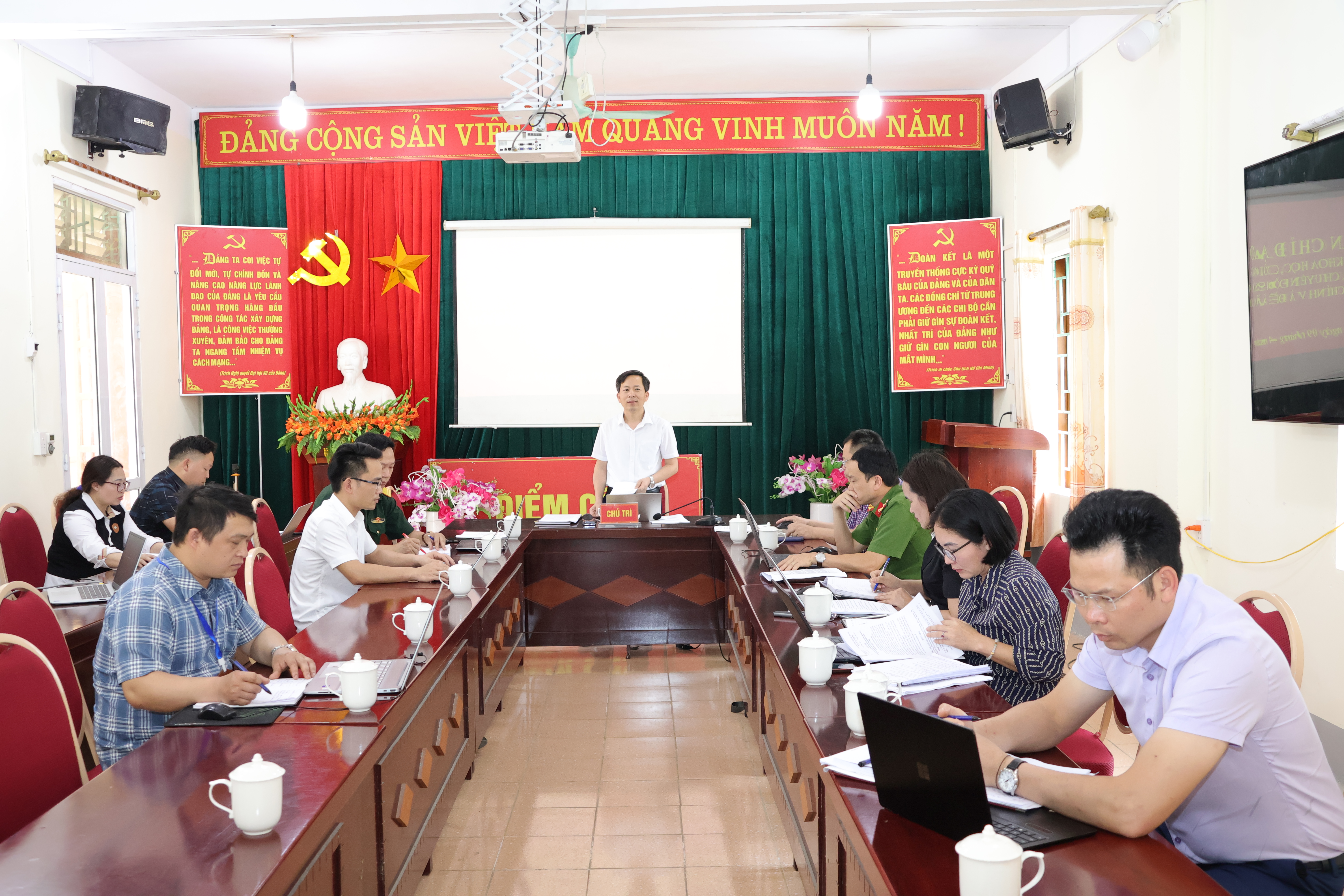 Sủng Máng: Đẩy mạnh cải cách hành chính, hoàn thành 50% chỉ tiêu ngay trong quý I