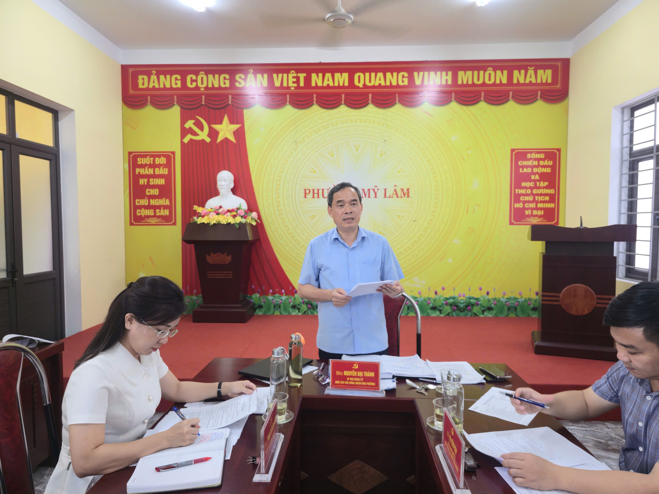 Họp Thường trực Đảng ủy xem xét một số nội dung quan trọng
