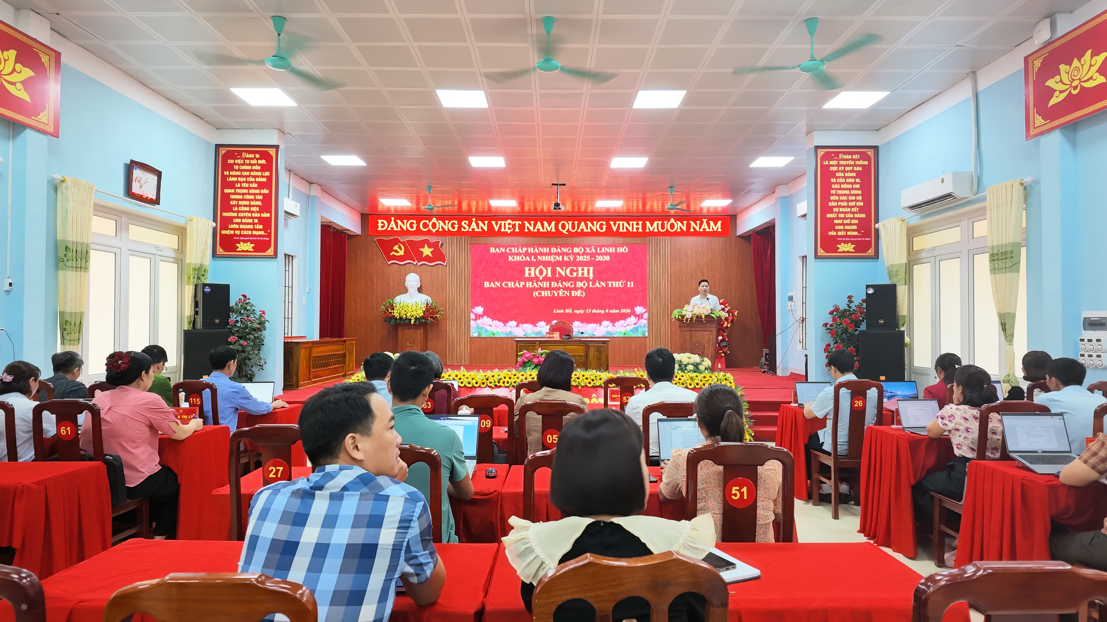 Đảng ủy xã Linh Hồ tổ chức Hội nghị Ban Chấp hành lần thứ 11, khóa I (chuyên đề)
