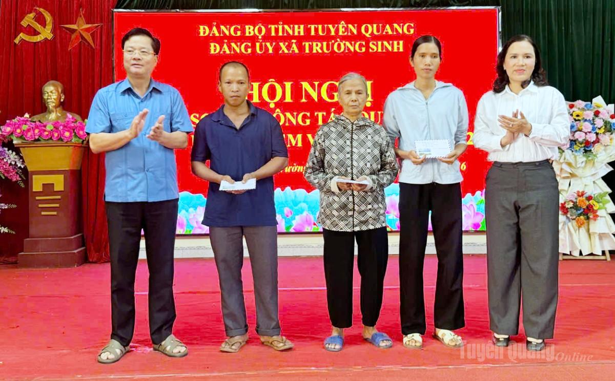 Trưởng Ban Tổ chức Tỉnh ủy Trần Quang Minh dự Hội nghị sơ kết công tác lãnh đạo thực hiện nhiệm vụ phát triển kinh tế - xã hội, quốc phòng, an ninh xã Trường Sinh