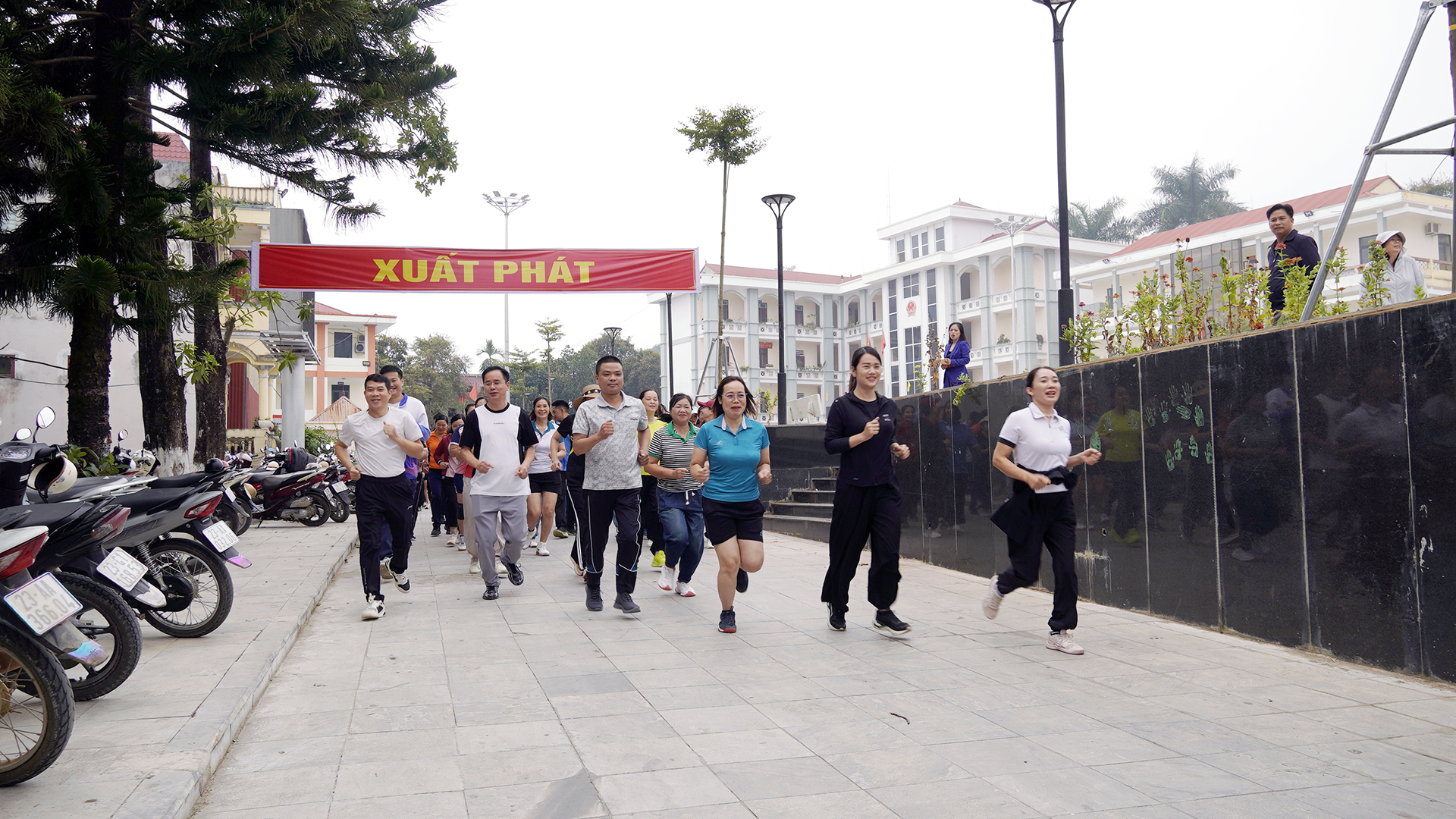Phát động phong trào toàn dân tập luyện thể dục, thể thao