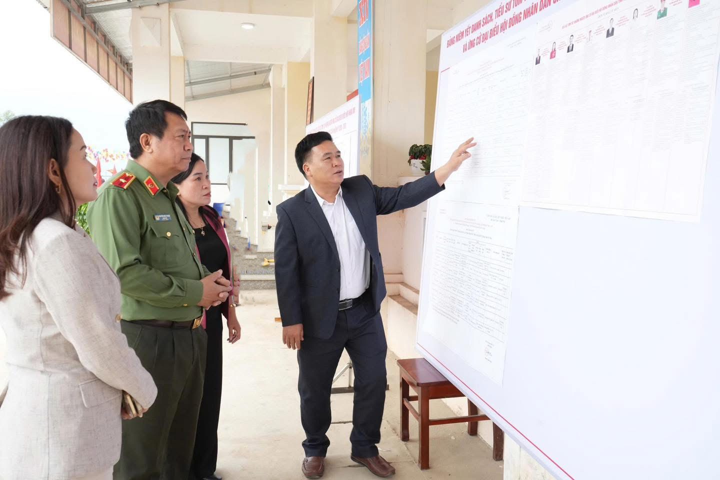 CÔNG AN TỈNH TUYÊN QUANG ĐẢM BẢO AN NINH, AN TOÀN CUỘC BẦU CỬ ĐẠI BIỂU QUỐC HỘI KHÓA XVI VÀ ĐẠI BIỂU HỘI ĐỒNG NHÂN DÂN CÁC CẤP