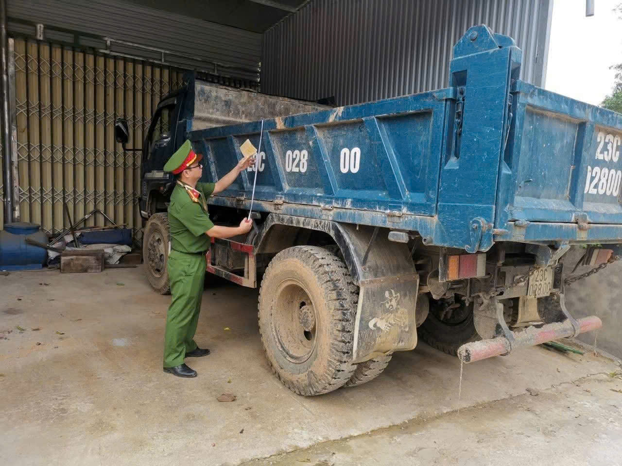 C an đi ktra xe trọng tải 1.jpg