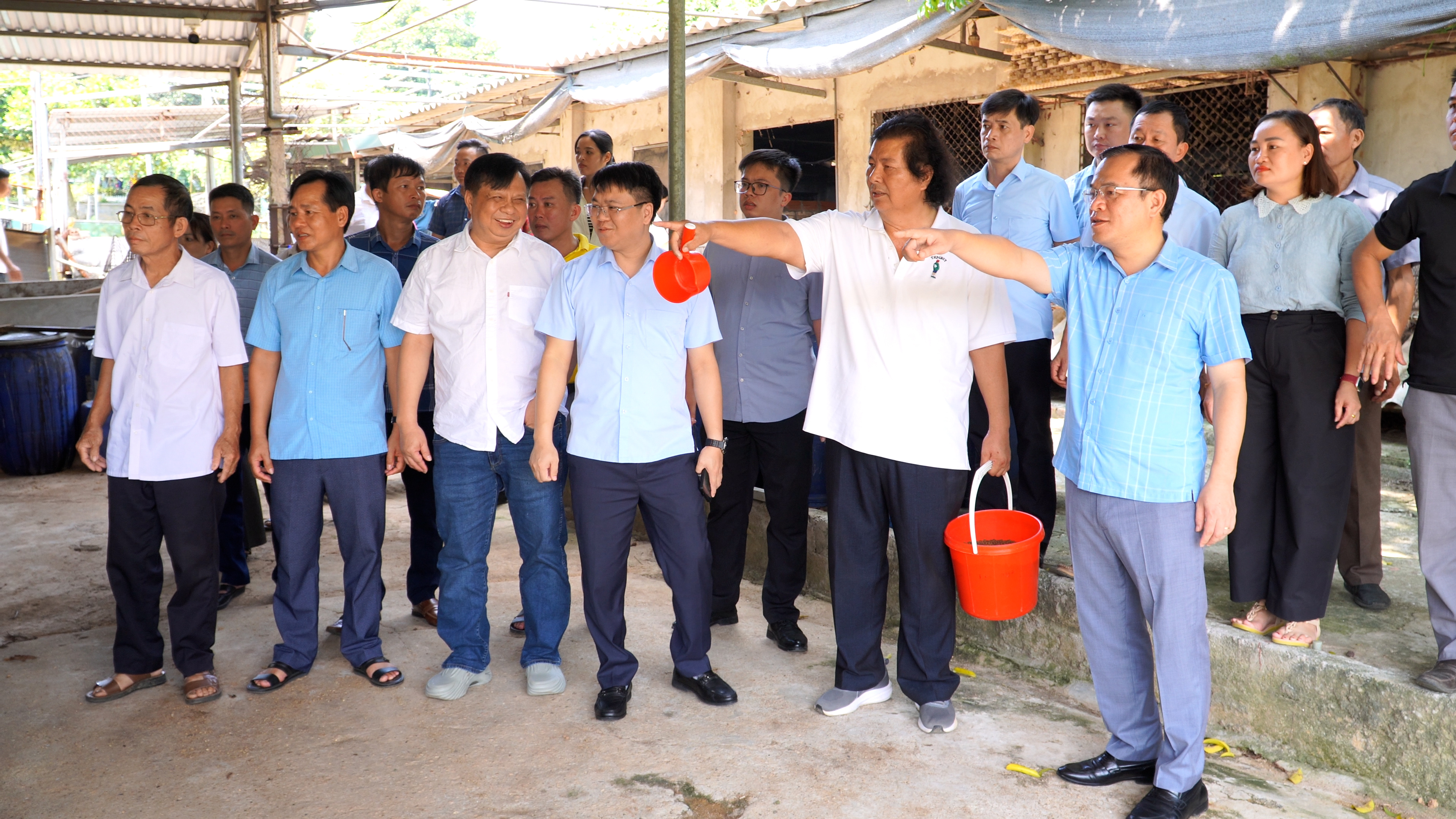 Hồng Thái tham quan, học tập kinh nghiệm phát triển nông nghiệp sinh thái tại Tam Nông, Phú Thọ