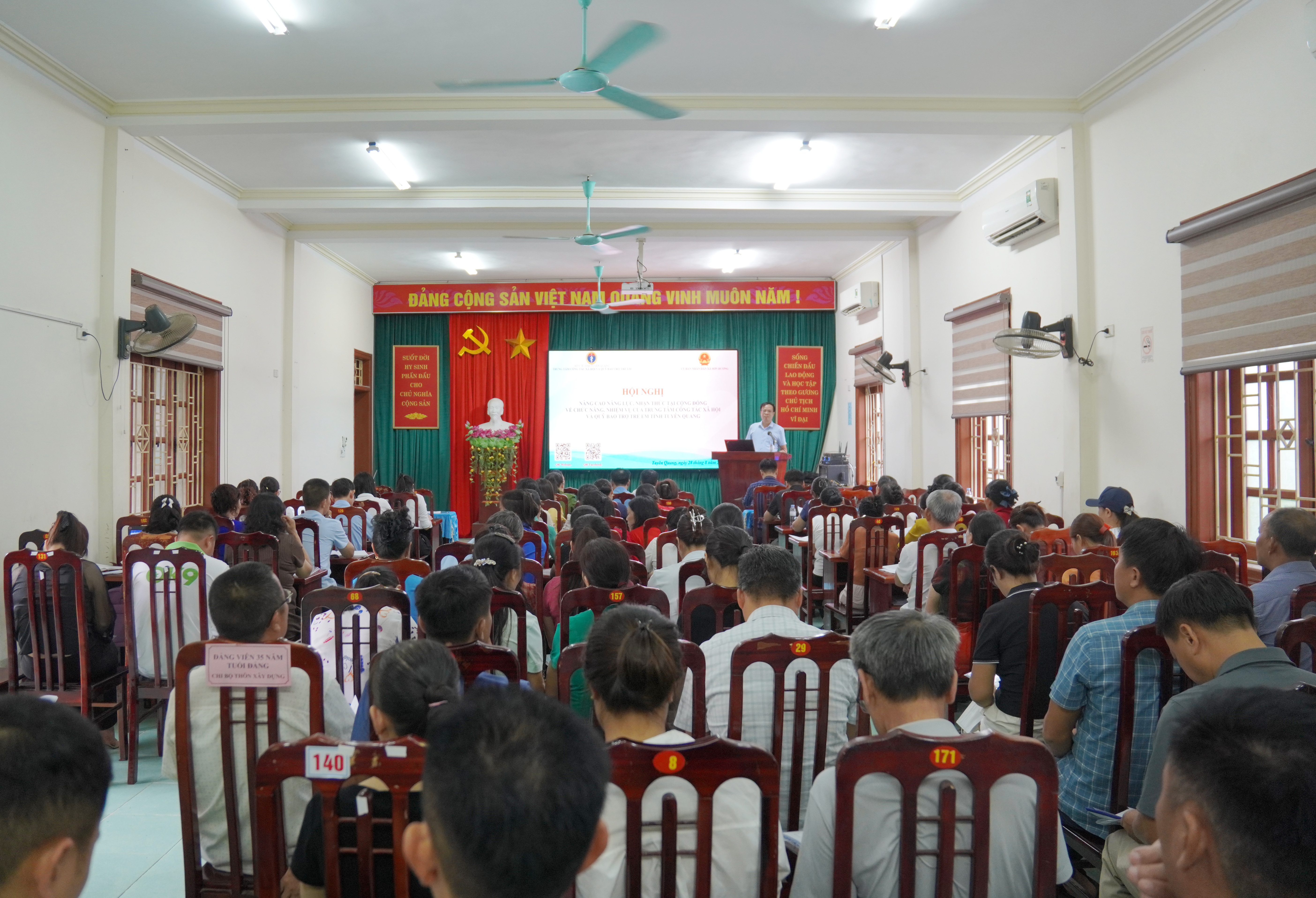 Hội nghị nâng cao năng lực nhân viên cộng đồng về công tác xã hội và bảo trợ trẻ em
