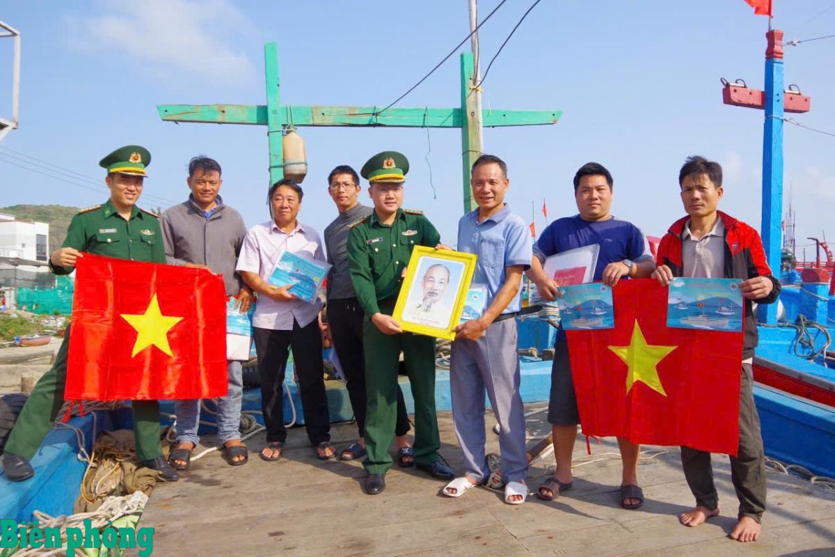 Bộ đội Biên phòng chung tay phòng, chống khai thác IUU