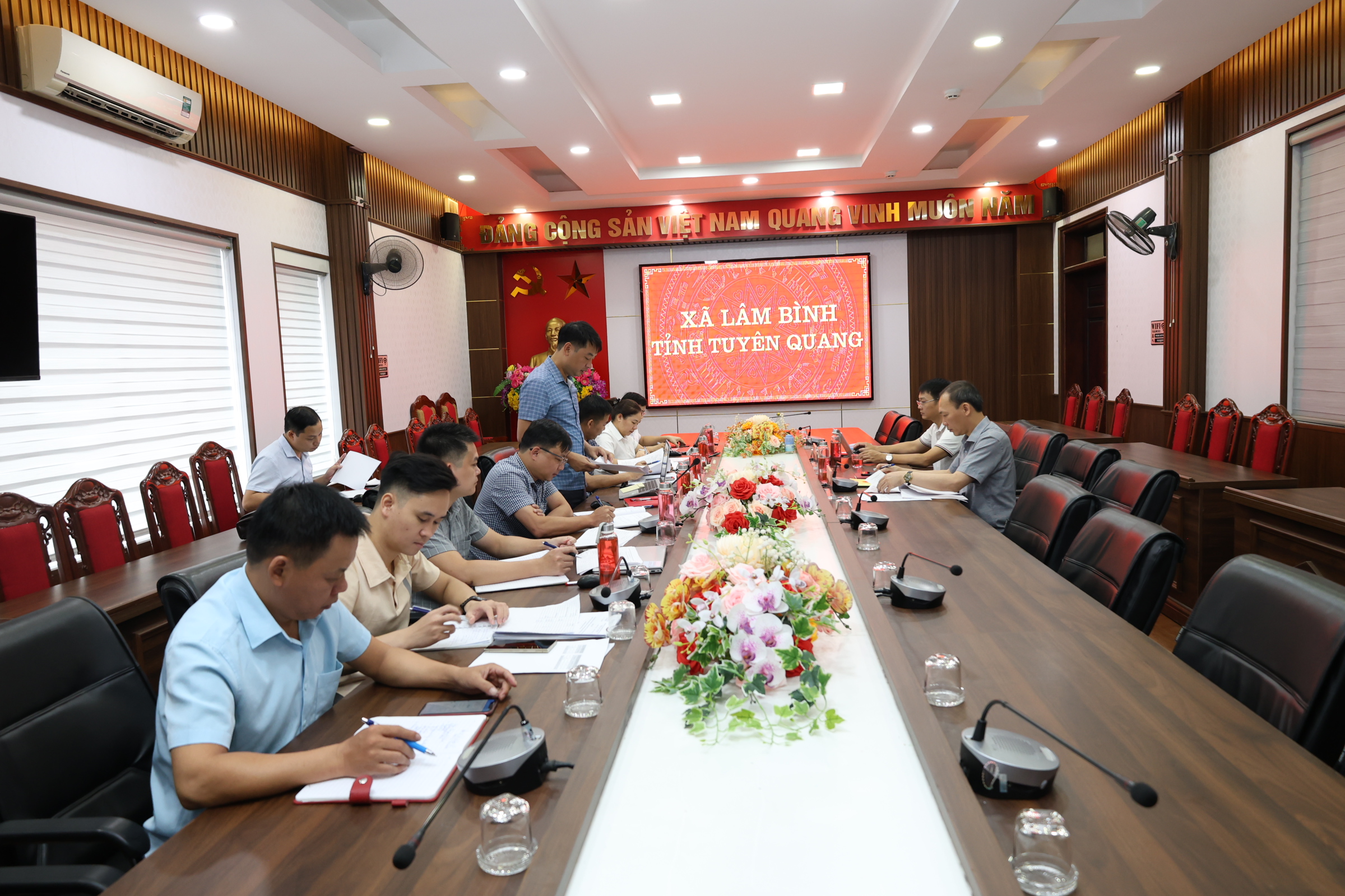 Đoàn kiểm tra Sở Dân tộc và Tôn giáo làm việc với xã Lâm Bình về việc triển khai thực hiện Chương trình MTQG phát triển KT – XH vùng đồng bào dân tộc thiểu số và miền núi giai đoạn 2021 – 2025
