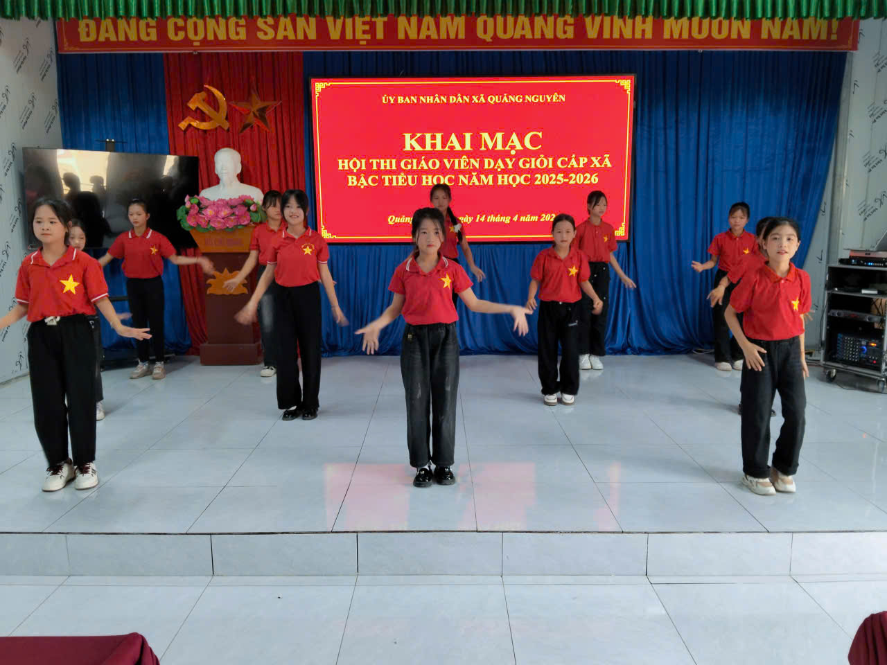 KHAI MẠC HỘI THI GIÁO VIÊN DẠY GIỎI CẤP XÃ BẬC TIỂU HỌC NĂM HỌC 2025 – 2026