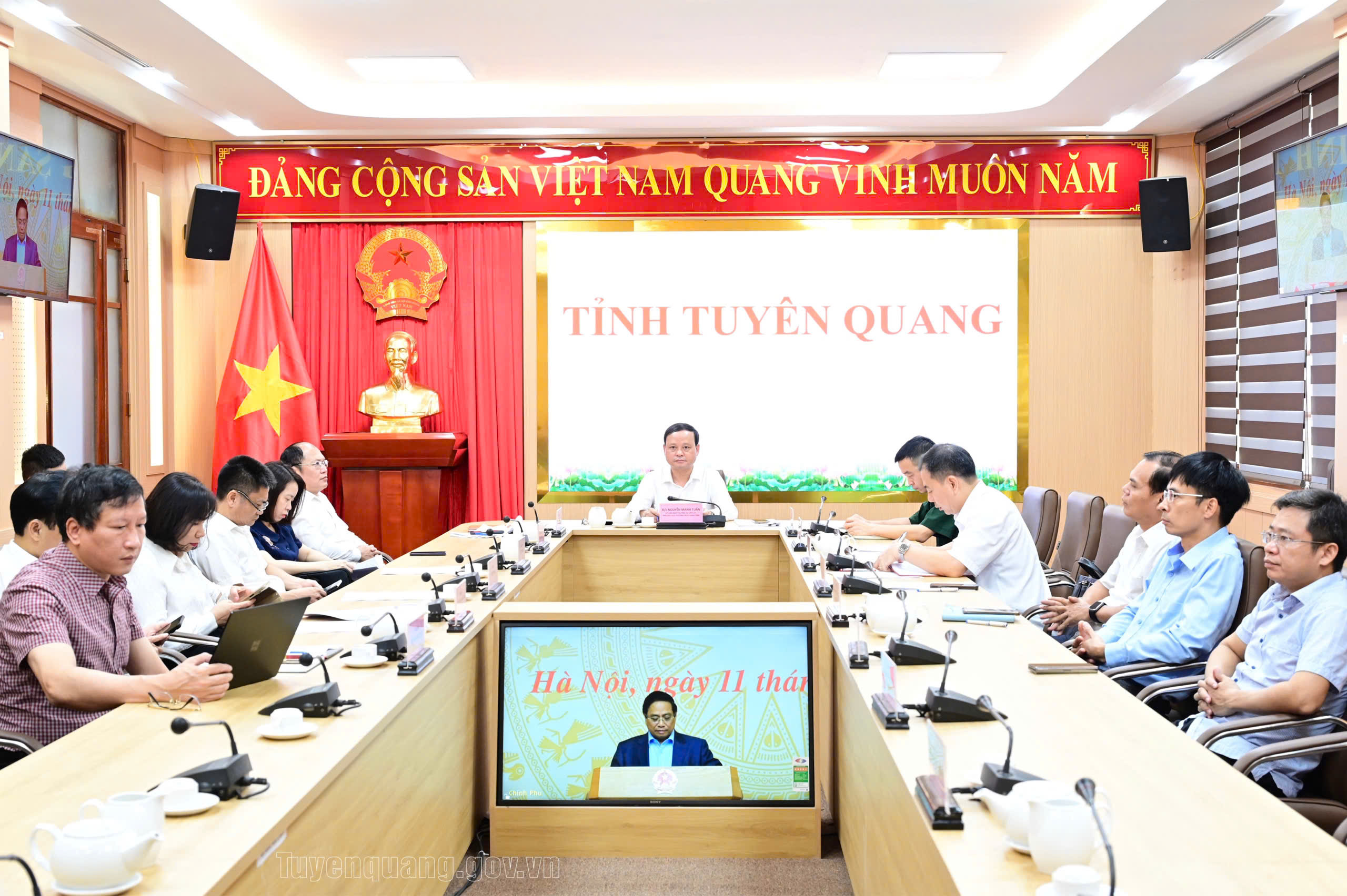 Phát triển nhà ở phù hợp với điều kiện từng địa phương và cân đối cung – cầu