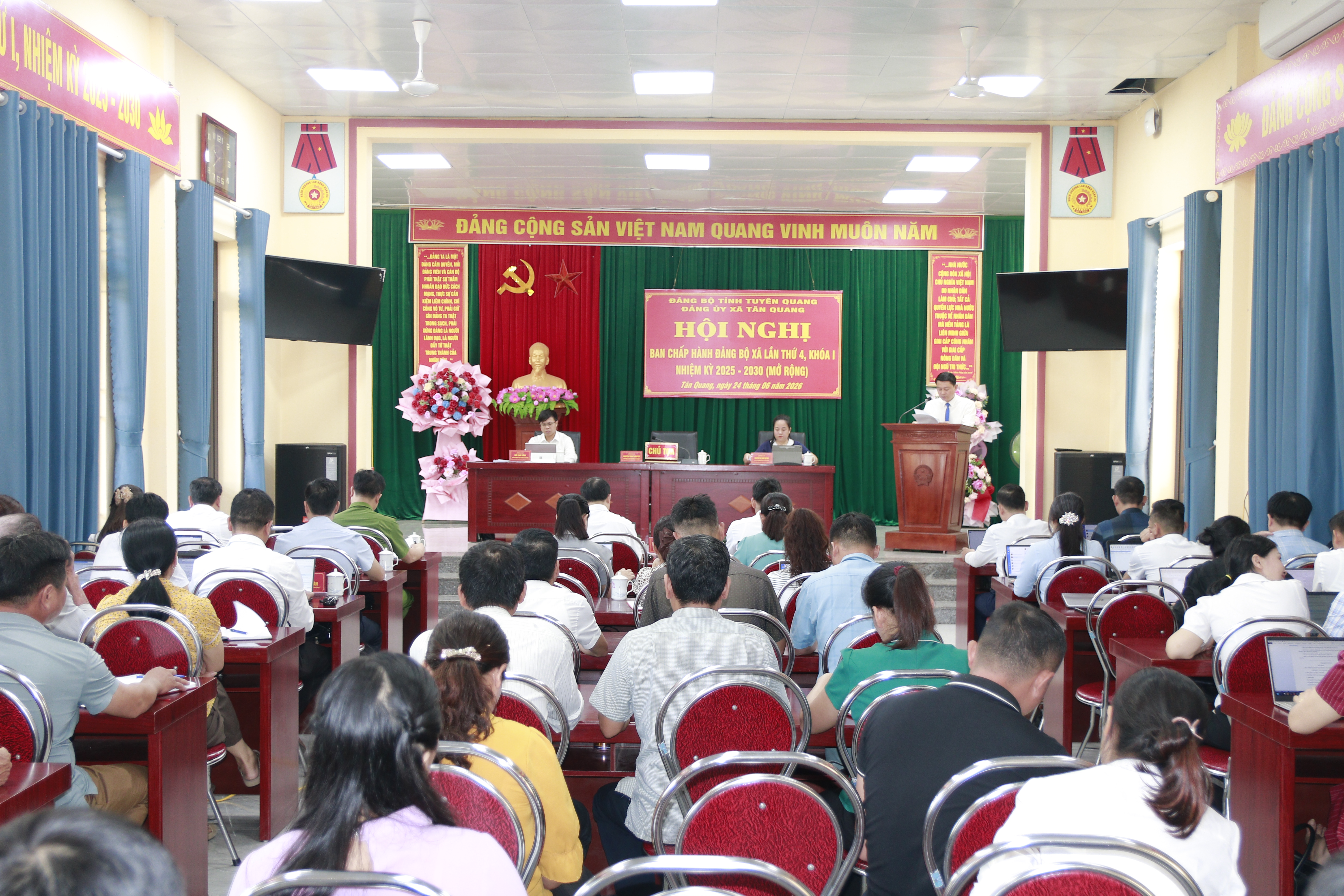 Hội nghị Ban Chấp hành Đảng bộ xã Tân Quang lần thứ 4, nhiệm kỳ 2025 – 2030 (mở rộng) 