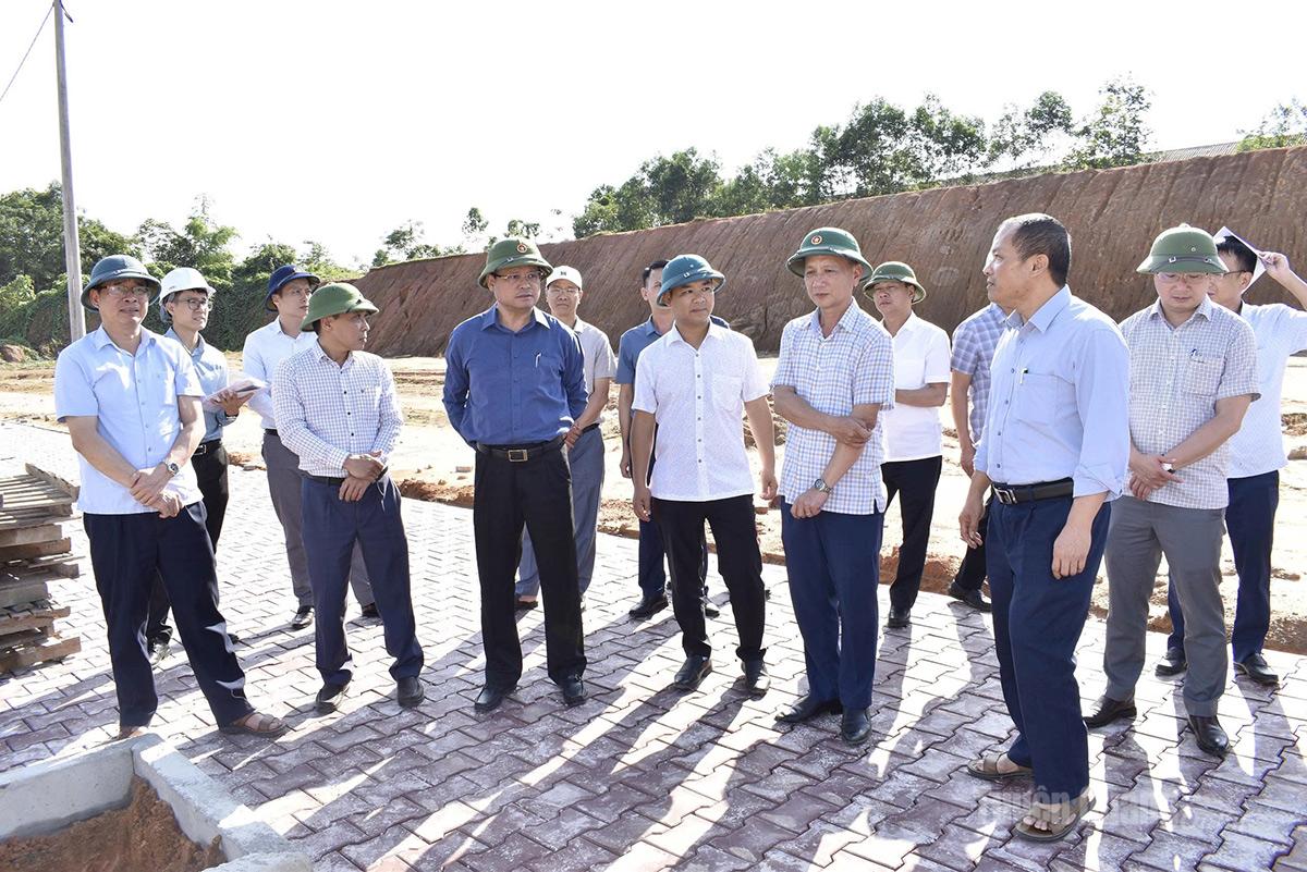 Bài 2: Yêu cầu cấp thiết