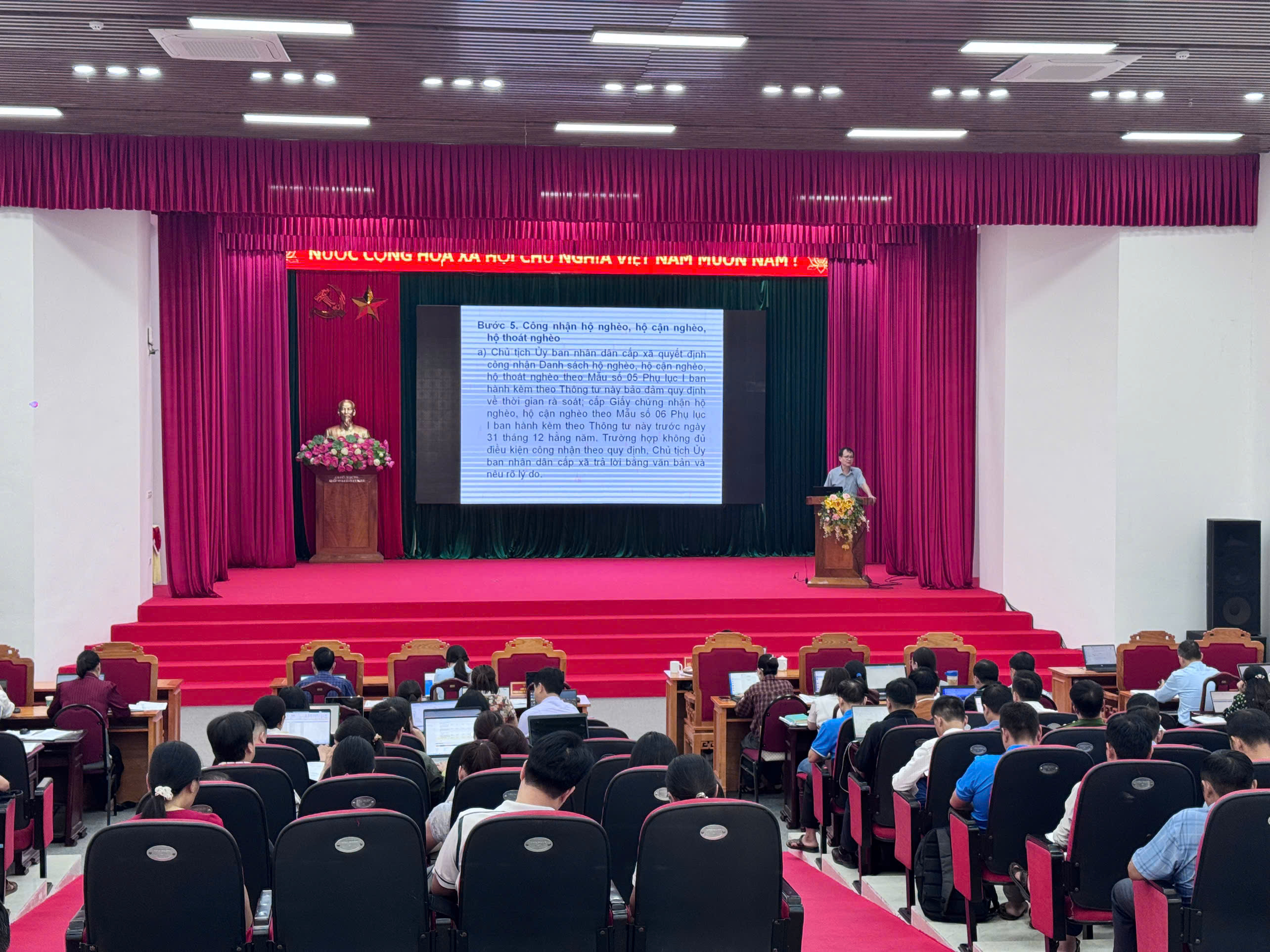 Tập huấn nghiệp vụ rà soát hộ nghèo, hộ cận nghèo năm 2026