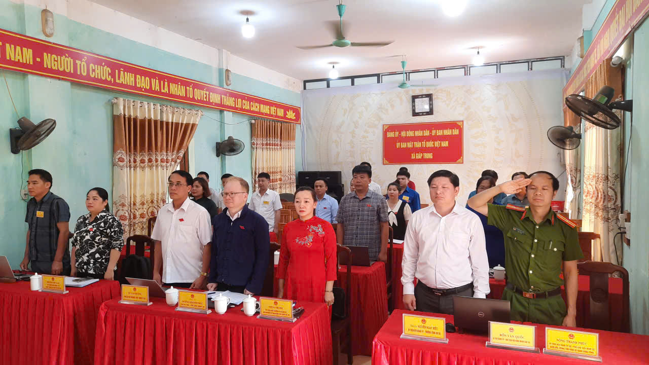                                   Kỳ họp thứ Hai chuyên đề HĐND xã Giáp Trung Khóa X, nhiệm kỳ 2026-2031