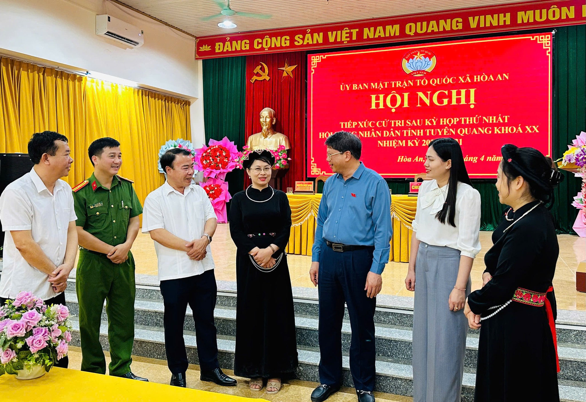 ĐẠI BIỂU HĐND TỈNH TIẾP XÚC CỬ TRI XÃ HOÀ AN SAU KỲ HỌP THỨ NHẤT HĐND TỈNH KHOÁ XX, NHIỆM KỲ 2026-2031