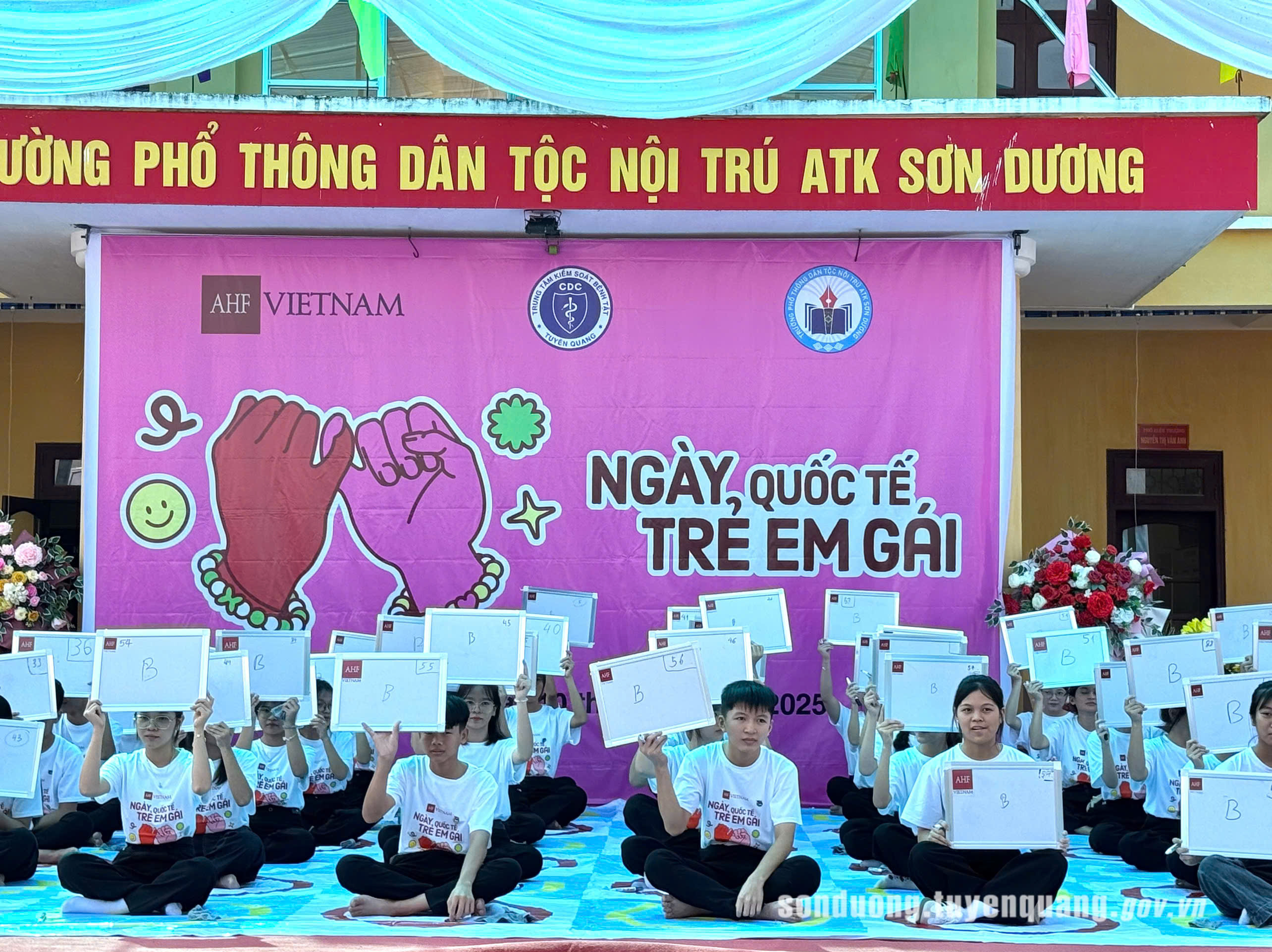 Tuyên truyền sức khỏe sinh sản vị thành niên nhân ngày Quốc tế trẻ em gái năm 2025