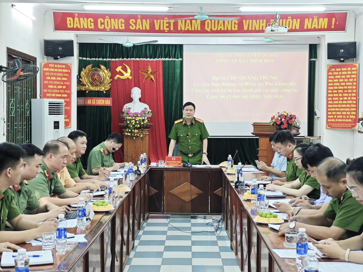 LÃNH ĐẠO CÔNG AN TỈNH KIỂM TRA CÔNG AN CÁC XÃ SAU SÁP NHẬP