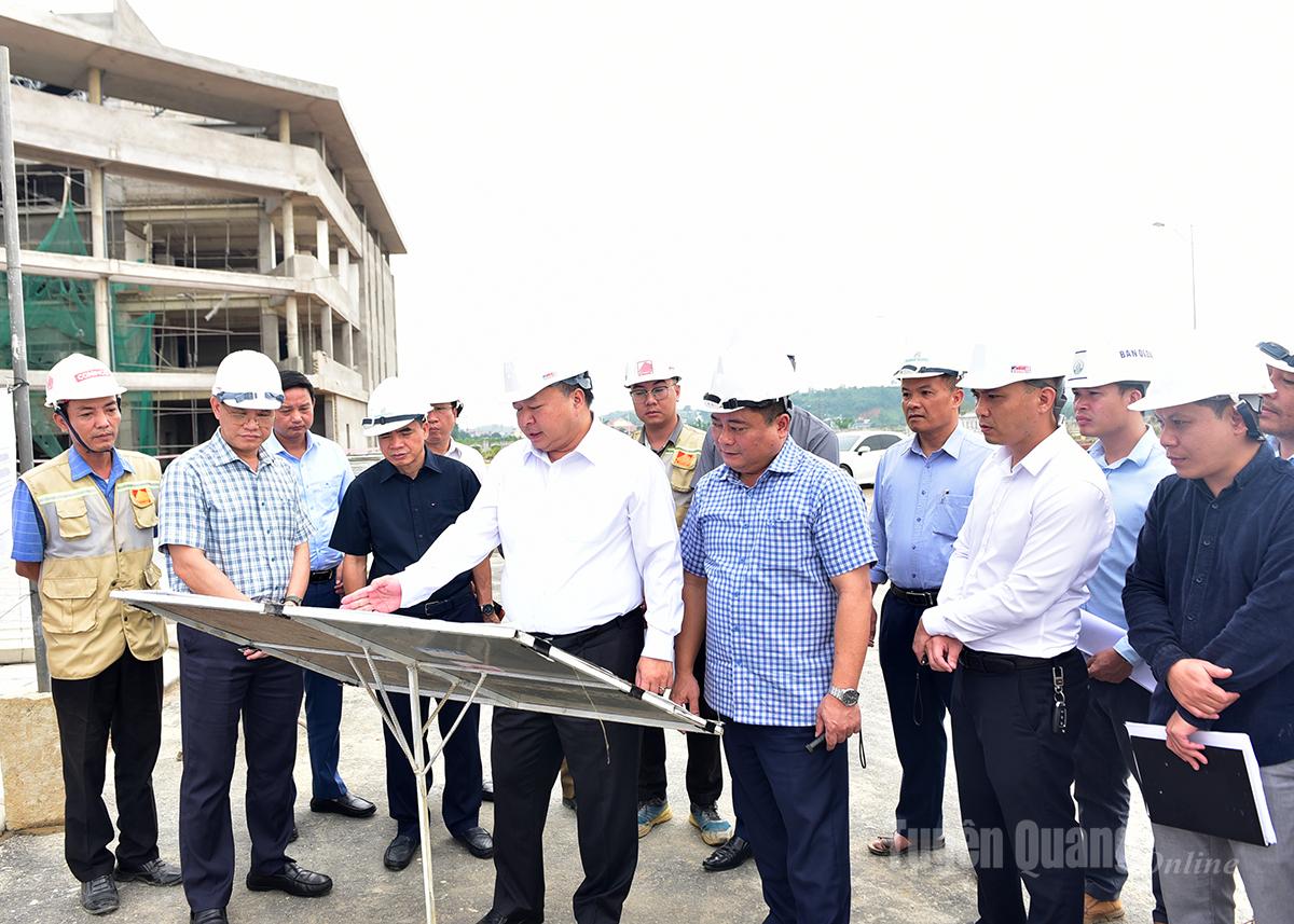 Đẩy nhanh tiến độ, phấn đấu khánh thành Bệnh viện Đa khoa tỉnh Tuyên Quang đúng dịp 27-2-2026