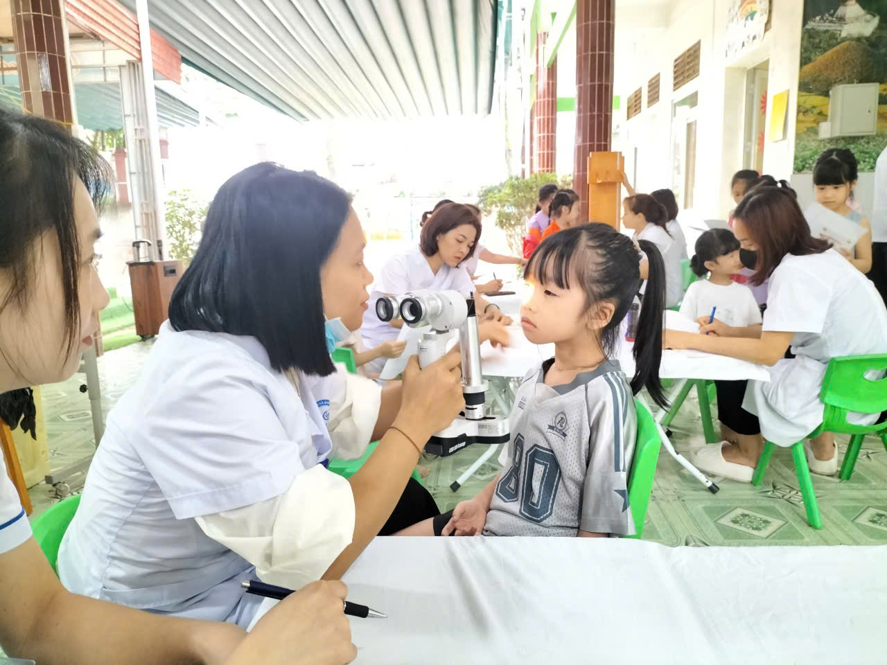 gen-h-ảnh khám mắt.jpg
