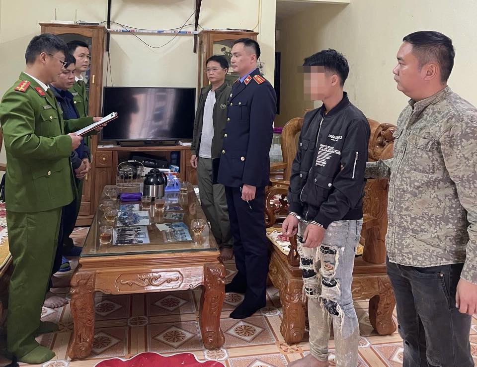 KHỞI TỐ 04 THANH THIẾU NIÊN 16-19 TUỔI TỔ CHỨC SỬ DỤNG TRÁI PHÉP CHẤT MA TÚY