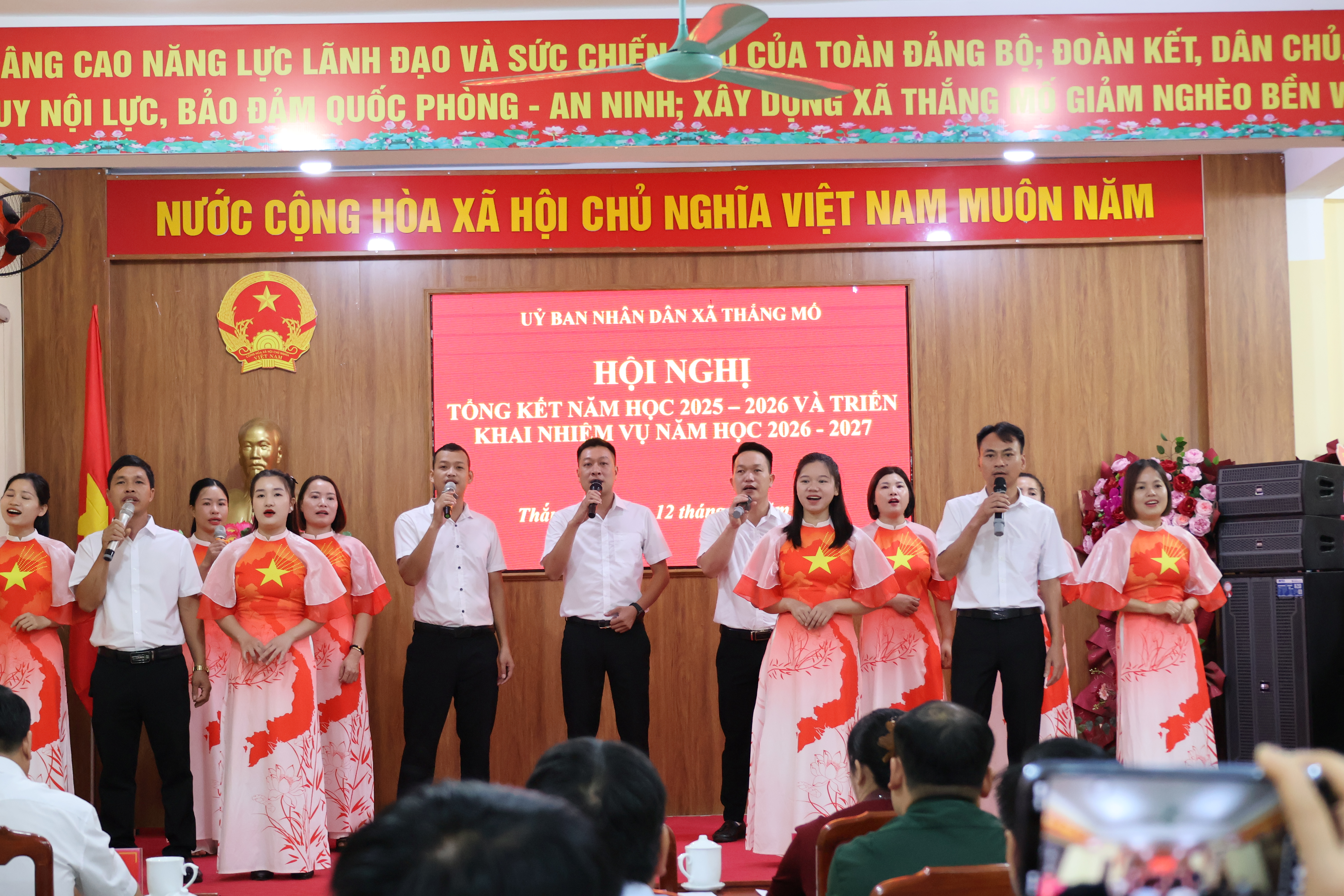 XÃ THẮNG MỐ TỔ CHỨC HỘI NGHỊ TỔNG KẾT NĂM HỌC 2025 - 2026 VÀ TRIỂN KHAI NHIỆM VỤ NĂM HỌC 2026 - 2027