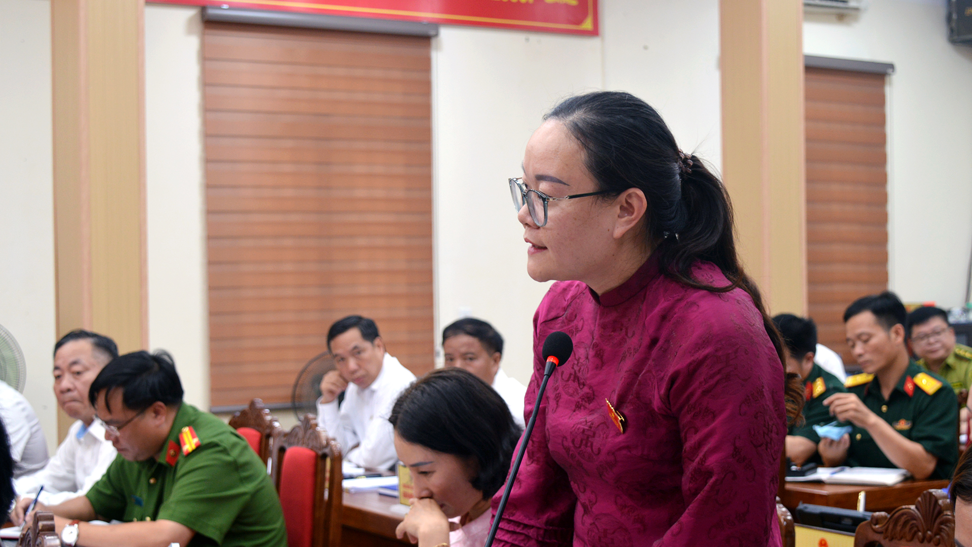 kỳ họp thứ 3 HĐND x&atilde; (4).jpg