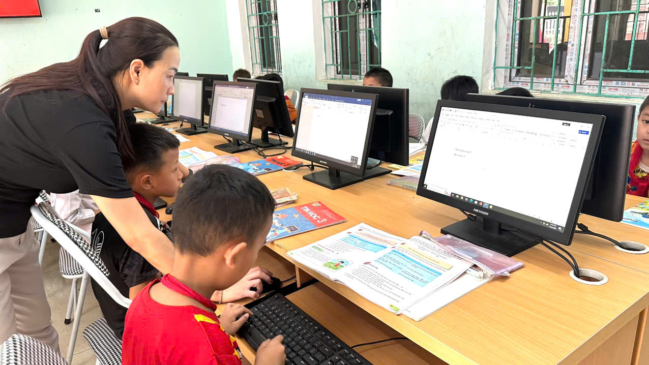 TRƯỜNG TIỂU HỌC B MINH TÂN TRANG BỊ KỸ NĂNG SỐ CƠ BẢN CHO HỌC SINH 