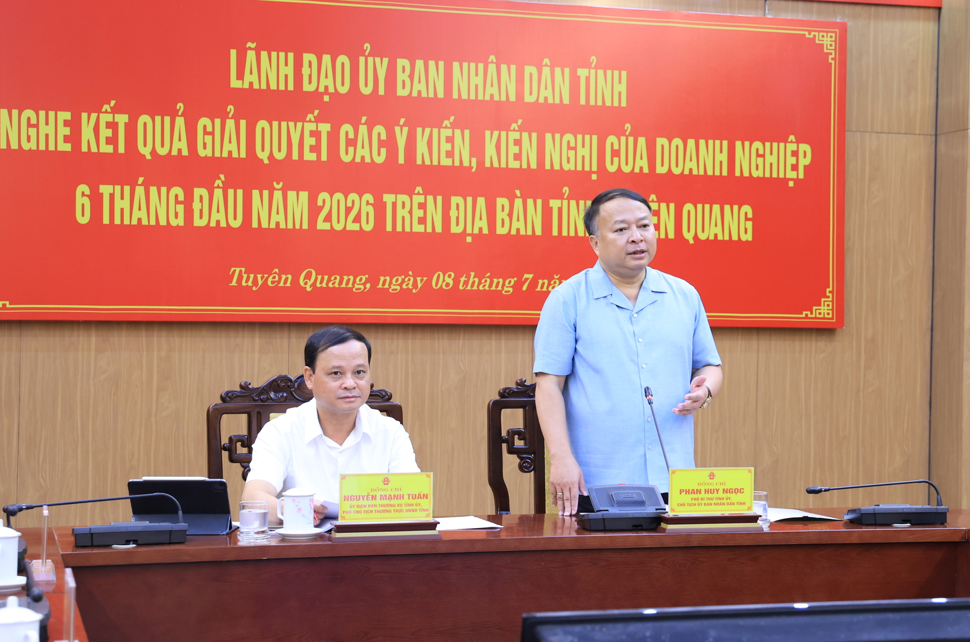 Chủ tịch UBND tỉnh Phan Huy Ngọc: Nâng cao tinh thần trách nhiệm, quyết liệt tháo gỡ khó khăn, vướng mắc cho doanh nghiệp
