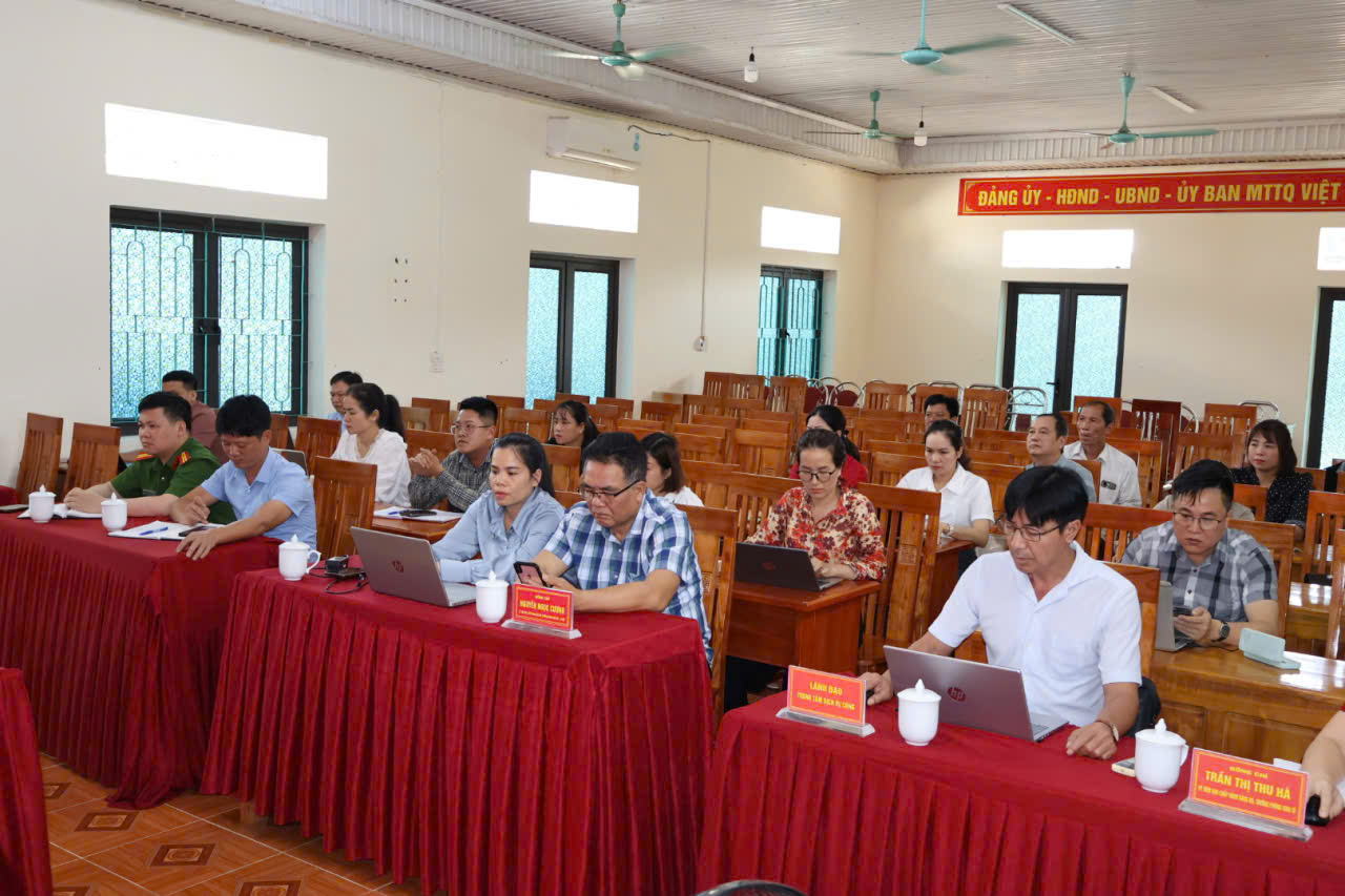 Họp BTC ĐH q cảnh.jpg
