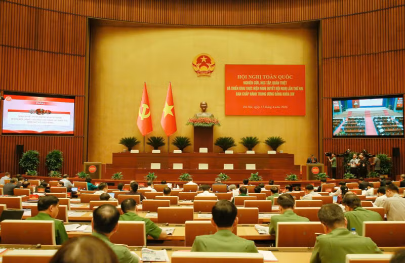 National conference disseminates resolution of 14th Party Central Committee's 2nd session