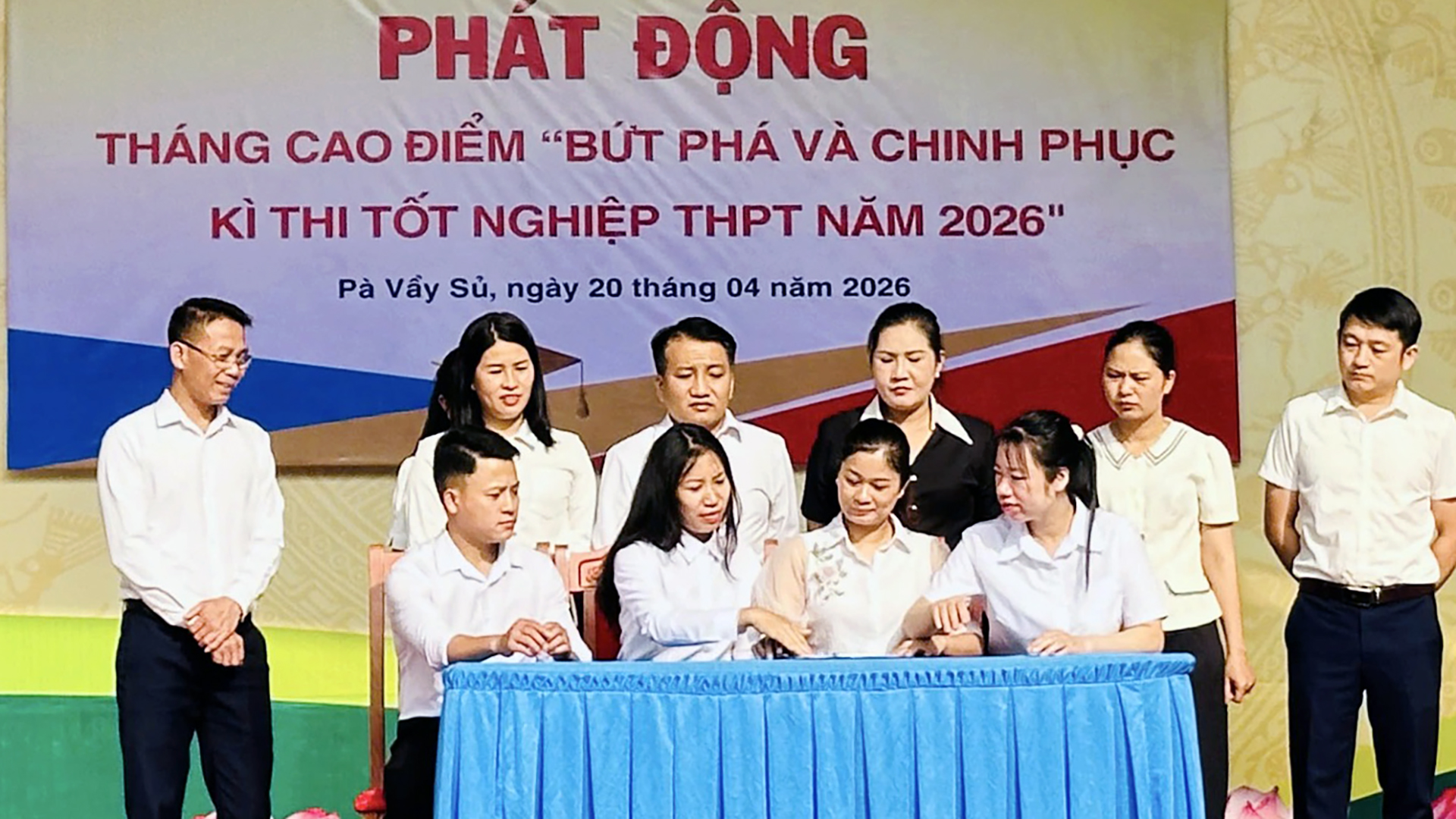 Phát động tháng cao điểm với chủ đề: “Bứt phá, chinh phục Kỳ thi Tốt nghiệp THPT năm 2026”