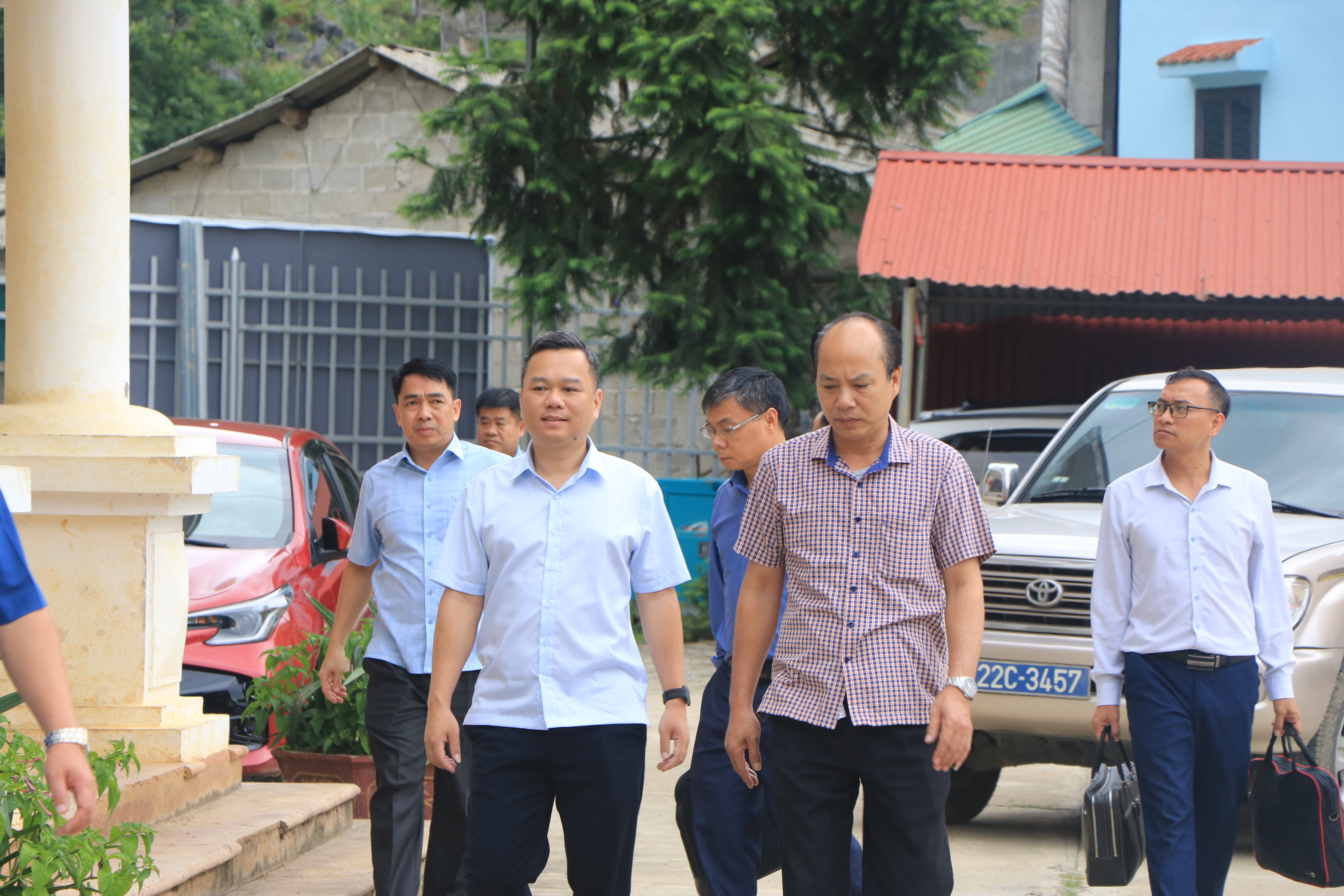 ĐỒNG CHÍ ĐỖ HÙNG ĐỨC PHÓ CHỦ TỊCH ỦY BAN NHÂN DÂN TỈNH THĂM VÀ LÀM VIỆC TẠI XÃ THẮNG MỐ