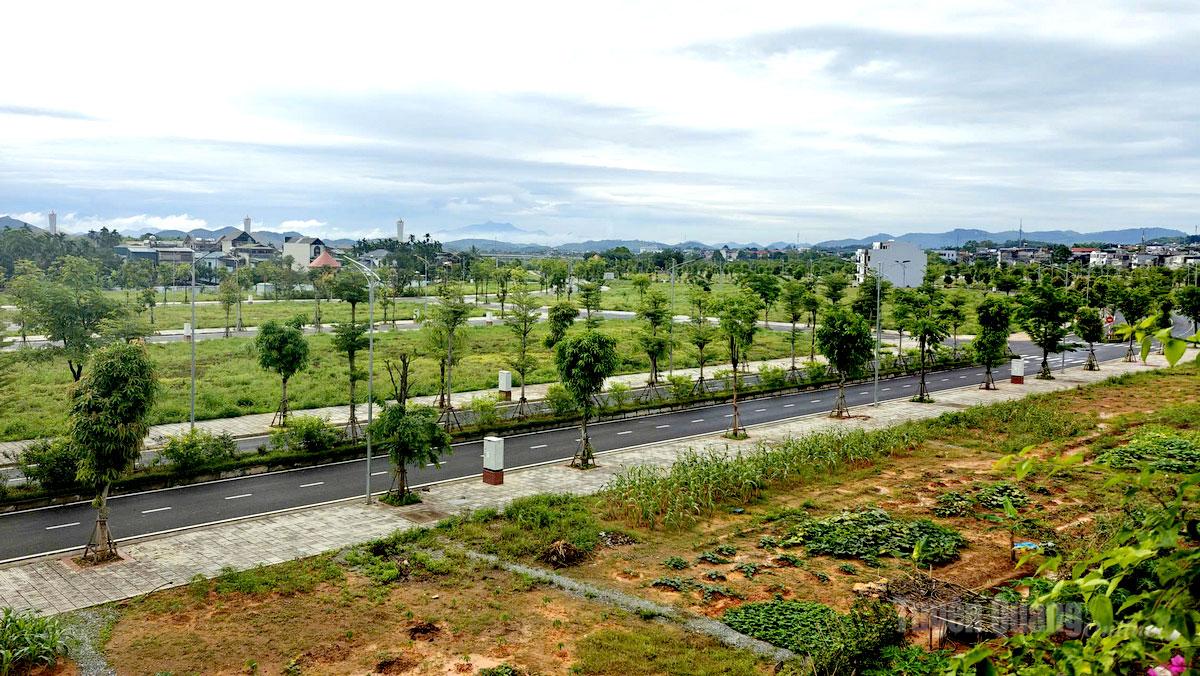 Ban hành quy định về điều kiện, diện tích tối thiểu của việc tách thửa đất, hợp thửa đất đối với từng loại đất trên địa bàn tỉnh Tuyên Quang
