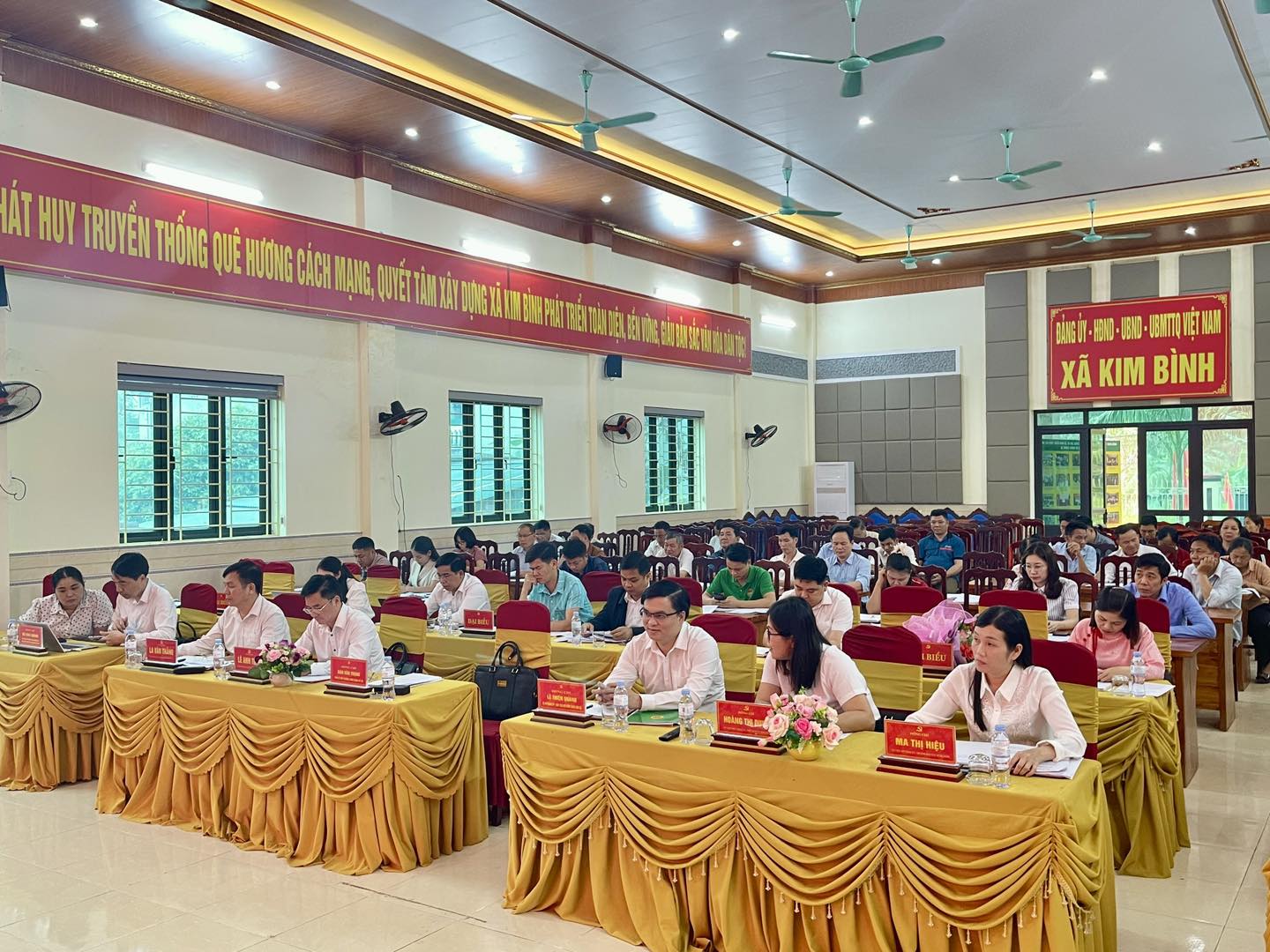Đảng ủy xã Kim Bình tổ chức Hội nghị nghiên cứu, học tập, quán triệt, tuyên truyền và triển khai thực hiện Nghị quyết Đại hội đại biểu toàn quốc lần thứ XIV của Đảng và phổ biến, quán triệt các văn bản của Đảng.