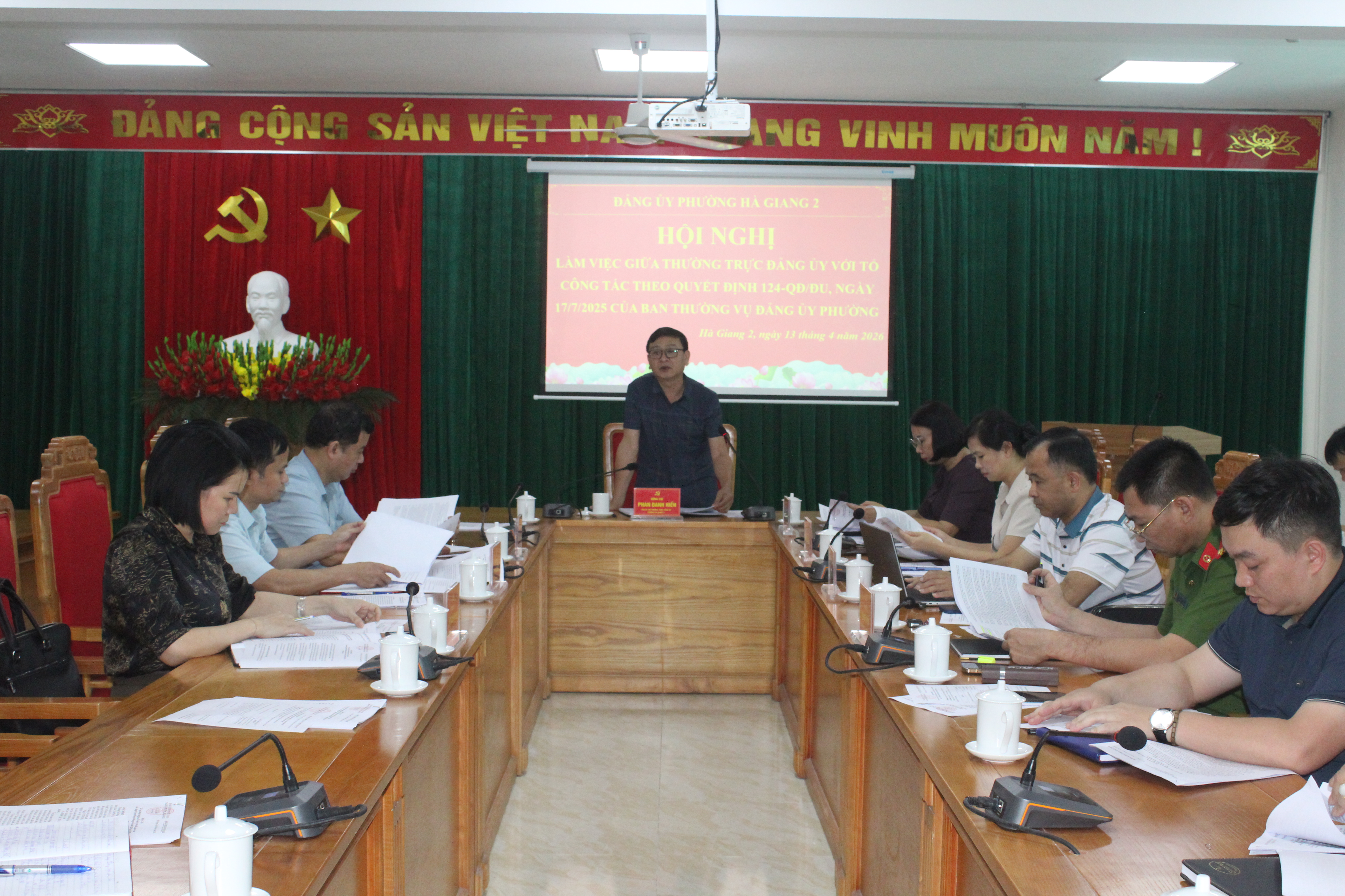 Hội nghị làm việc giữa Thường trực Đảng uỷ với Tổ công tác theo Quyết định 124 - QĐ/ĐU, ngày 17/7/2025 của Ban Thường vụ Đảng uỷ phường