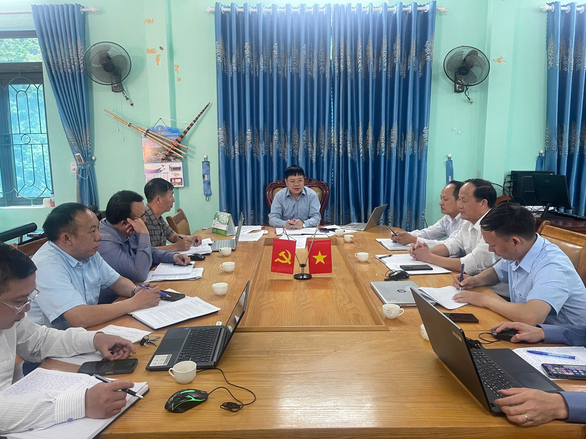 Phiên họp thứ 2 Thường trực HĐND xã Lũng Phìn khóa XXII, nhiệm kỳ 2026 – 2031