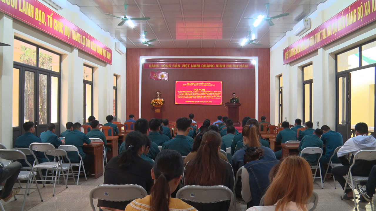 XÃ KHUÔN LÙNG TỔ CHỨC HỘI NGHỊ QUÁN TRIỆT NHIỆM VỤ HUẤN LUYỆN CHIẾN ĐẤU NĂM 2026