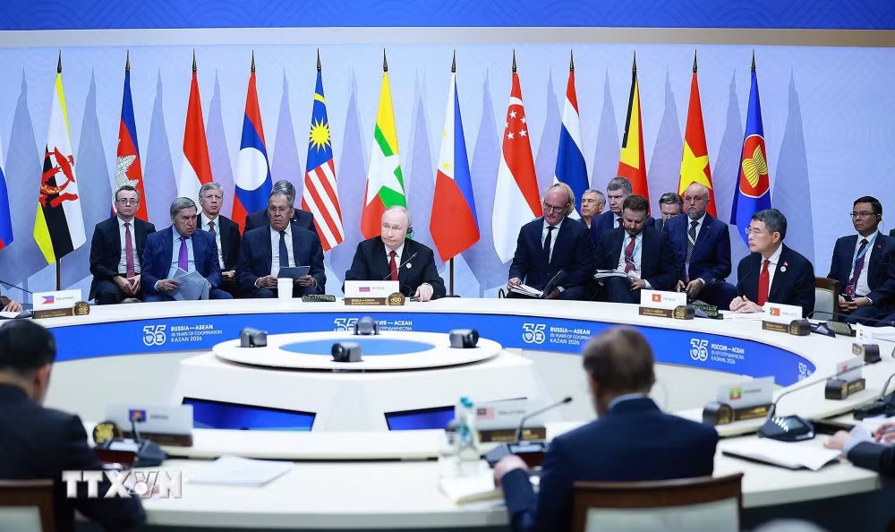 Thủ tướng dự phiên toàn thể Hội nghị Cấp cao Kỷ niệm 35 năm quan hệ ASEAN-Nga