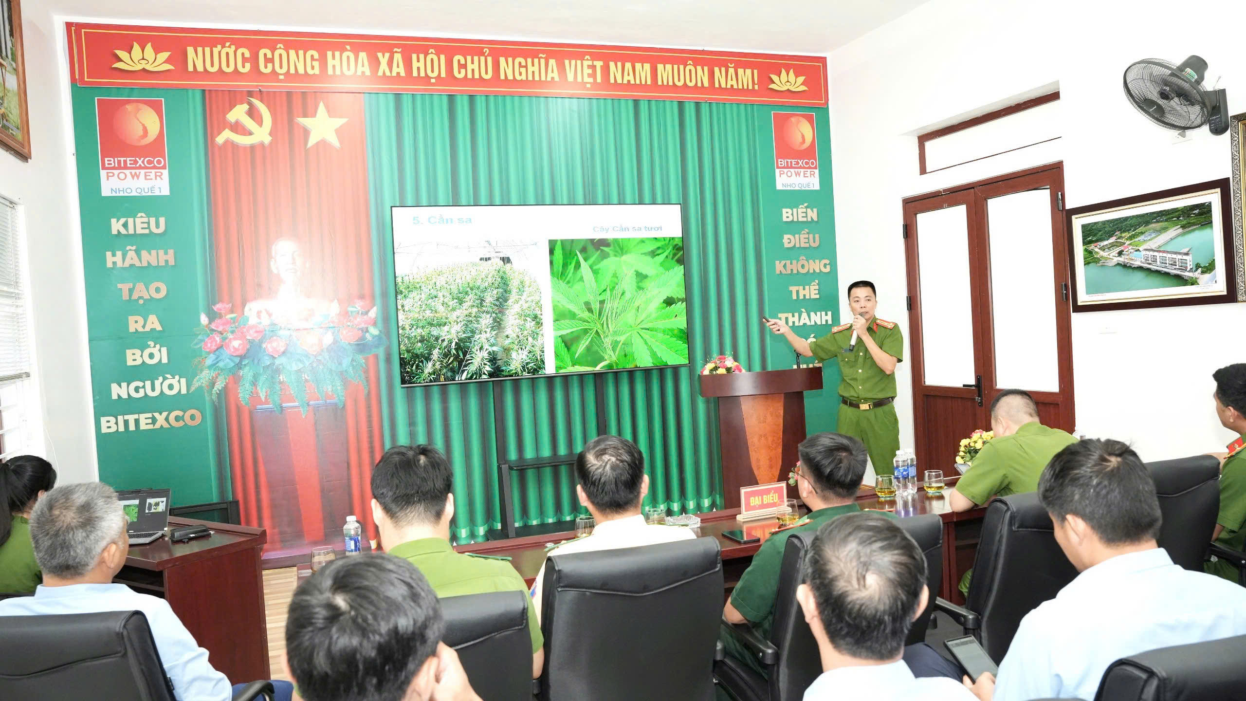 TĂNG CƯỜNG TUYÊN TRUYỀN PHÒNG, CHỐNG MA TÚY CHO CÔNG NHÂN LAO ĐỘNG