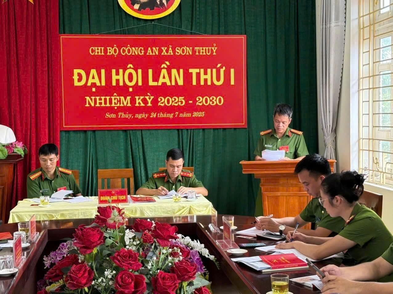 CHI BỘ CÔNG AN XÃ SƠN THỦY TỔ CHỨC THÀNH CÔNG ĐẠI HỘI CHI BỘ LẦN THỨ I, NHIỆM KỲ 2025 - 2030