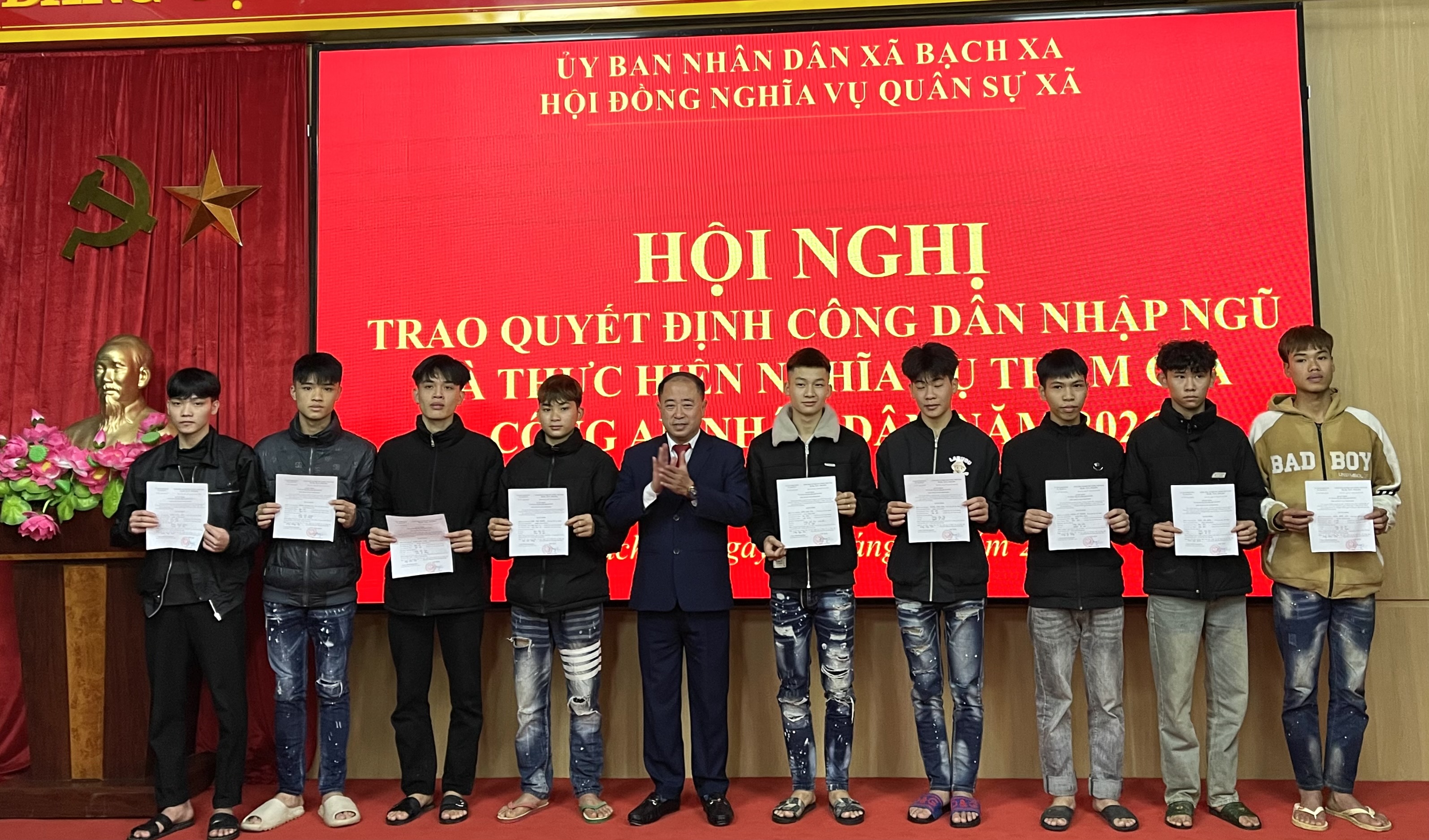 XÃ BẠCH XA TỔ CHỨC HỘI NGHỊ TRAO QUYẾT ĐỊNH GỌI CÔNG DÂN NHẬP NGŨ NĂM 2026