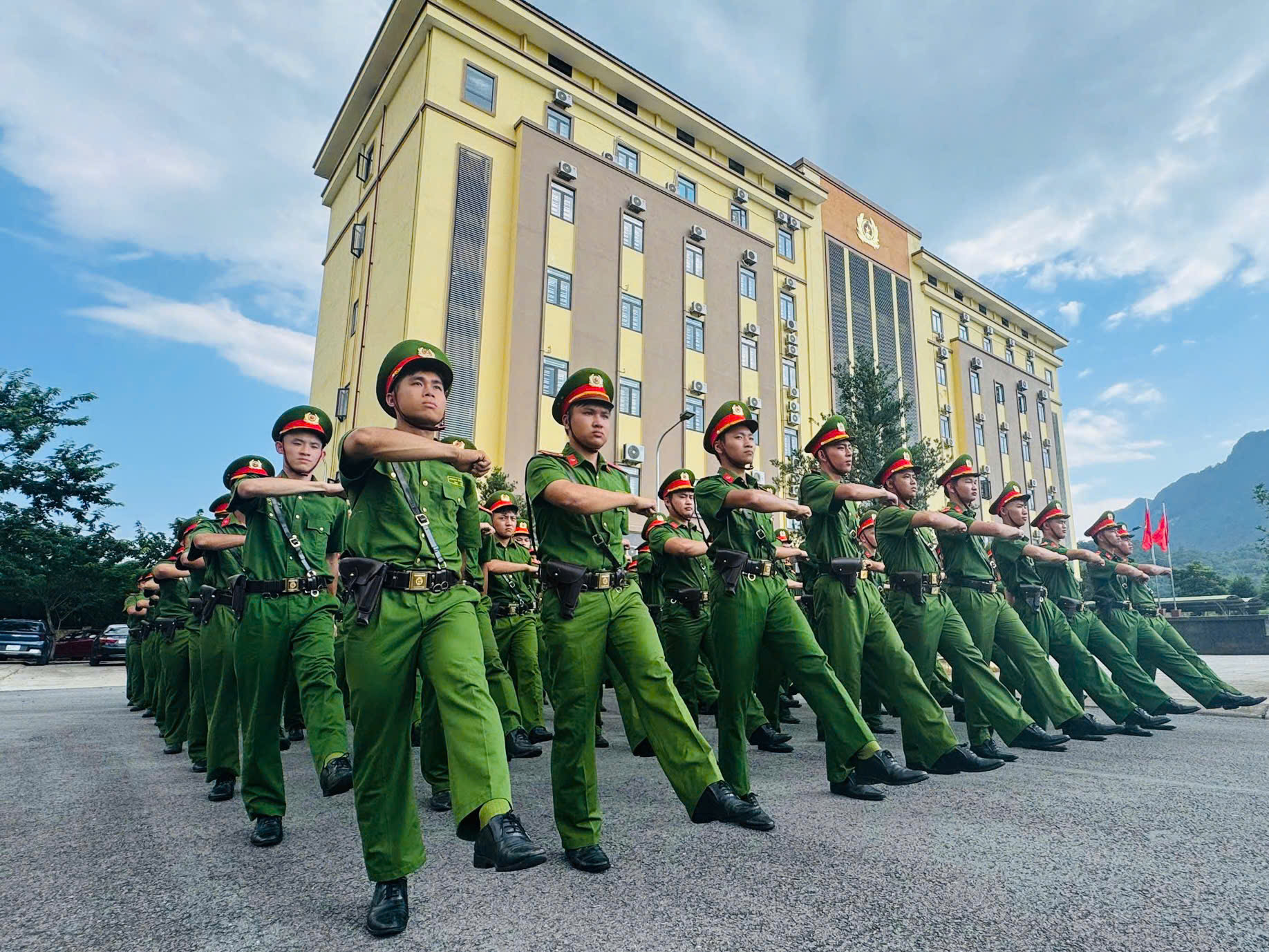 PHÒNG CẢNH SÁT CƠ ĐỘNG CÔNG AN TỈNH: CHỦ ĐỘNG, NGHIÊM TÚC LUYỆN TẬP DIỄU BINH, DIỄU HÀNH PHỤC VỤ ĐẠI HỘI THỂ DỤC THỂ THAO LẦN THỨ I NĂM 2026
