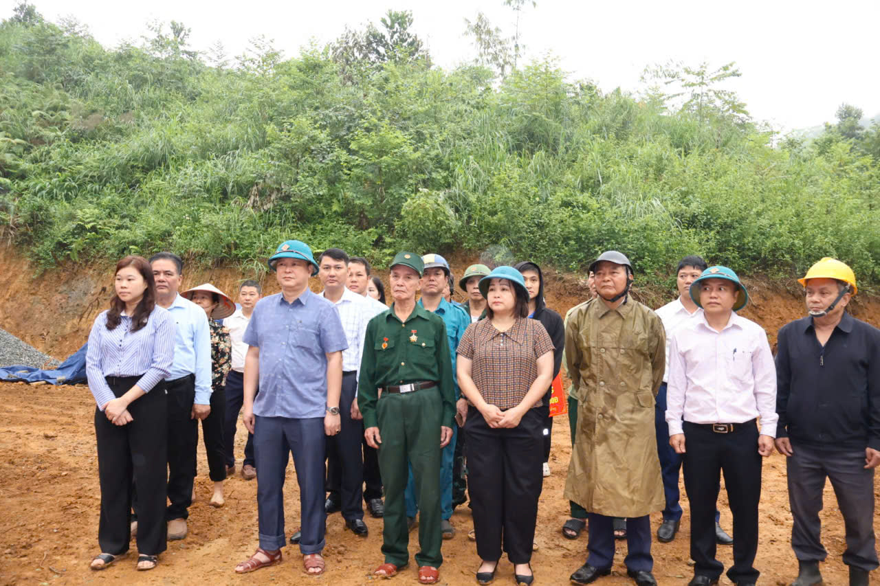 Lễ khởi c&ocirc;ng.jpg