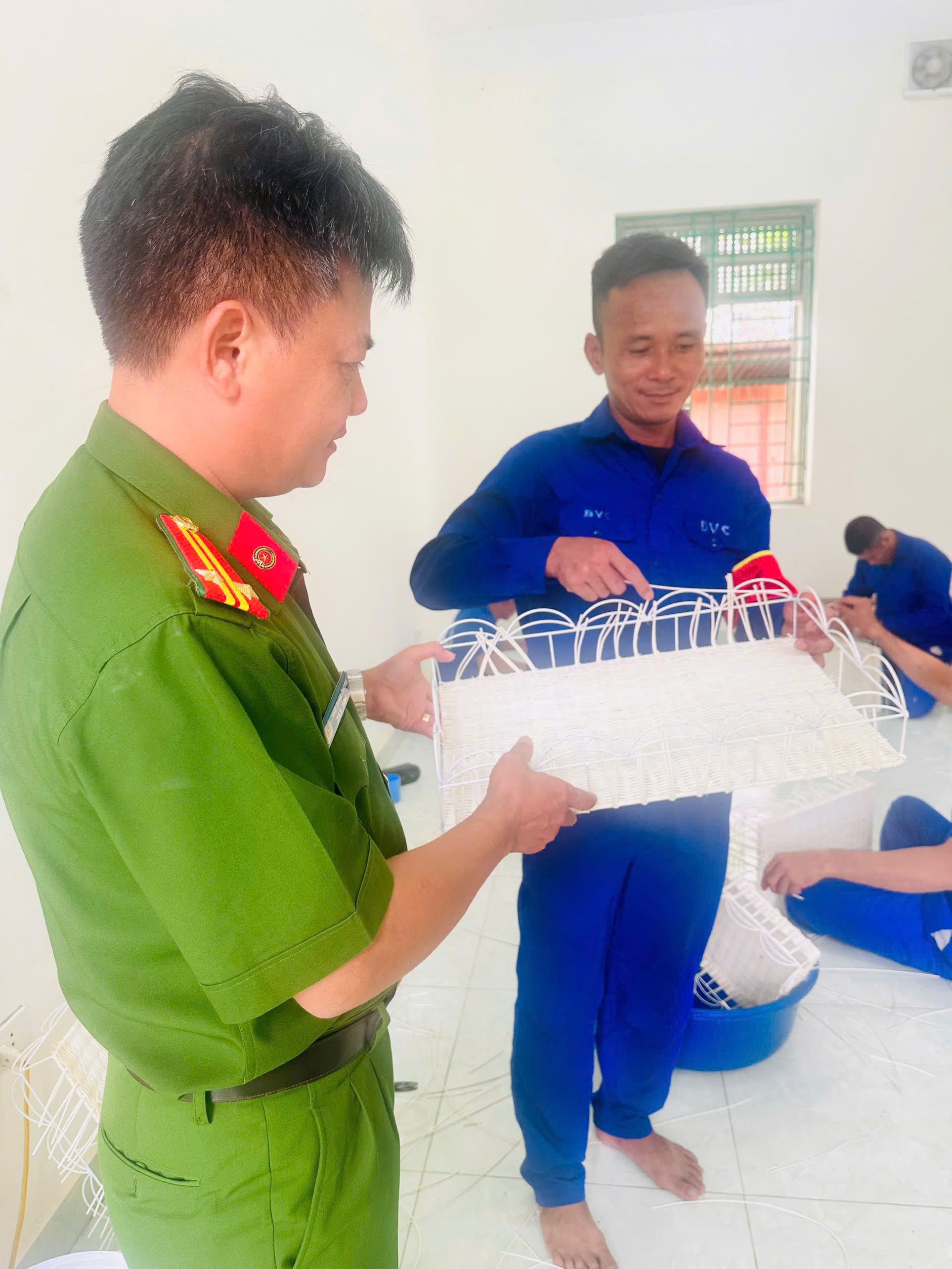 NÂNG CAO CHẤT LƯỢNG CÔNG TÁC TỔ CHỨC CAI NGHIỆN MA TUÝ
