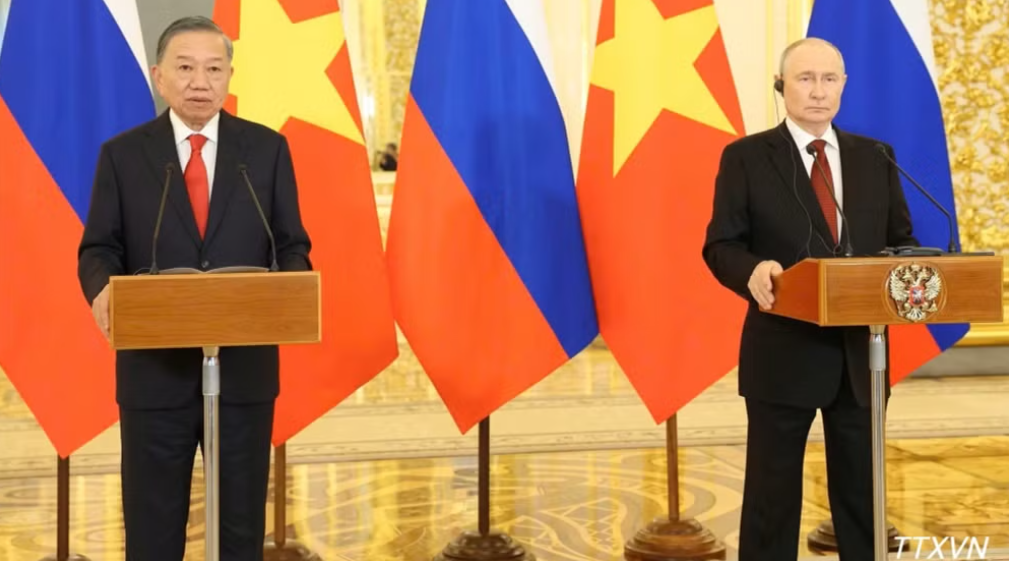 Tuyên bố chung về việc củng cố hơn nữa quan hệ Đối tác chiến lược toàn diện Việt Nam-Nga trong giai đoạn mới