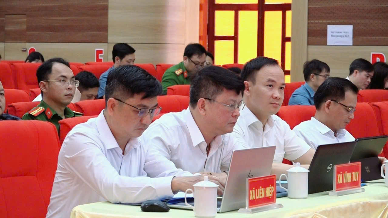 HN k&yacute; kết 8 x&atilde; BT.jpg