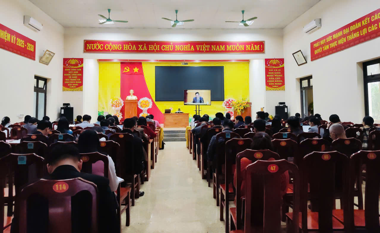 Hội nghị trực tuyến toàn quốc nghiên cứu, học tập, quán triệt và triển khai thực hiện Nghị quyết số 79-NQ/TW về phát triển kinh tế Nhà nước và Nghị quyết số 80-NQ/TW về phát triển văn hóa Việt Nam của Bộ Chính trị.