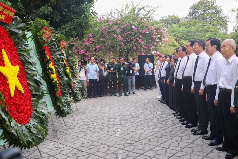 Thủ tướng Lê Minh Hưng: Bằng mọi giá, phải nỗ lực, quyết tâm cao nhất để tìm kiếm, quy tập và xác định danh tính hài cốt liệt sĩ