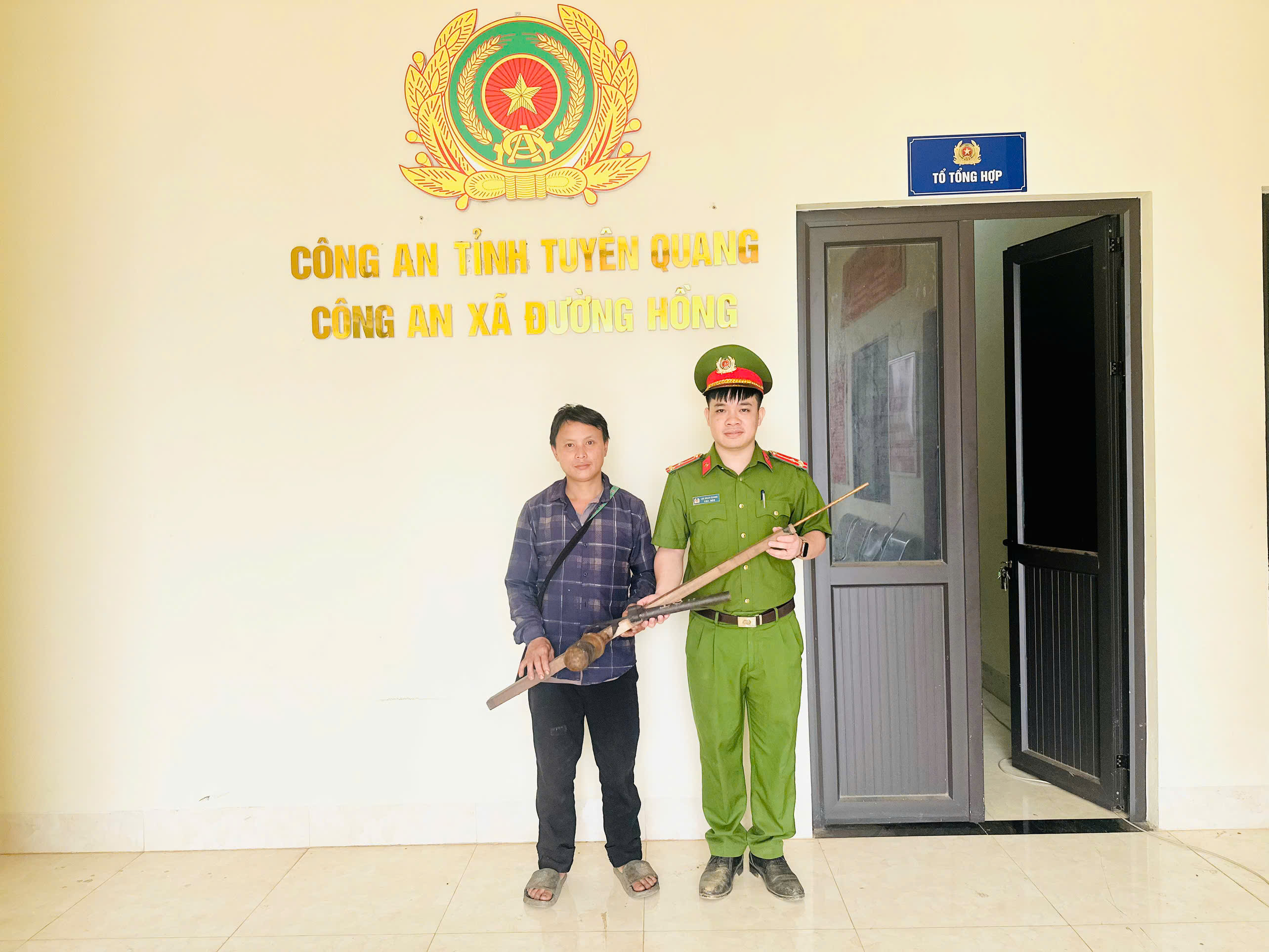 TĂNG CƯỜNG TUẦN TRA, ĐẢM BẢO ANTT & TTATGT TRÊN ĐỊA BÀN XÃ ĐƯỜNG HỒNG