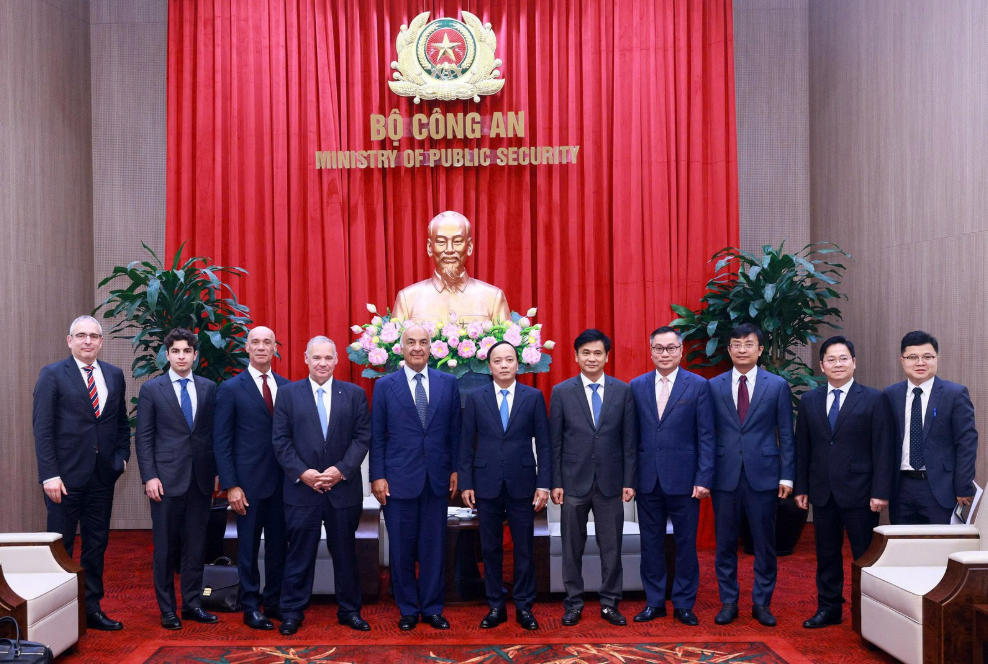 THÚC ĐẨY HỢP TÁC PHÁT TRIỂN CÔNG NGHIỆP AN NINH GIỮA BỘ CÔNG AN VÀ TẬP ĐOÀN SICPA