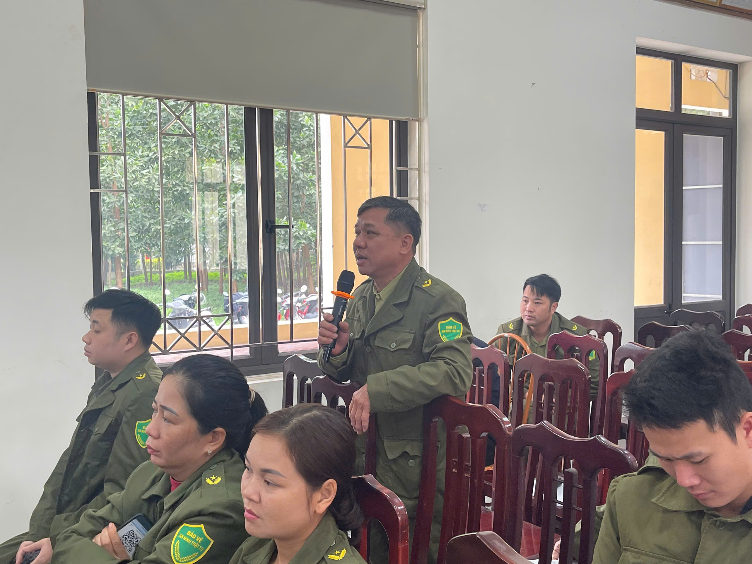 CÔNG AN XÃ TÂN LONG TỔ CHỨC GIAO BAN VỚI LỰC LƯỢNG AN NINH TRẬT TỰ Ở CƠ SỞ THÁNG 3/2026